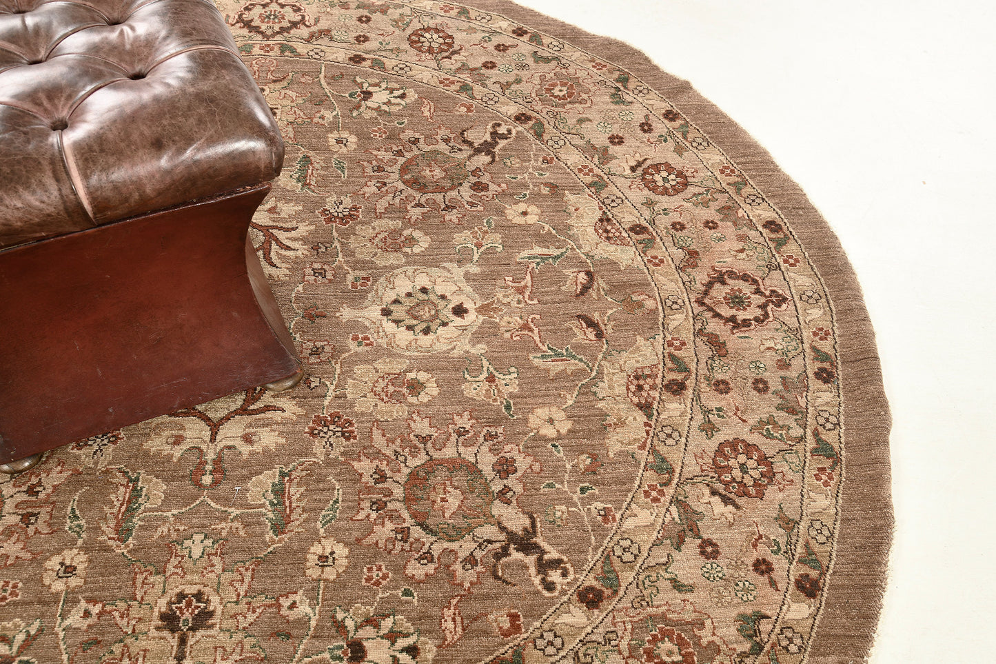 Natural Dye Sultanabad Revival Round Rug