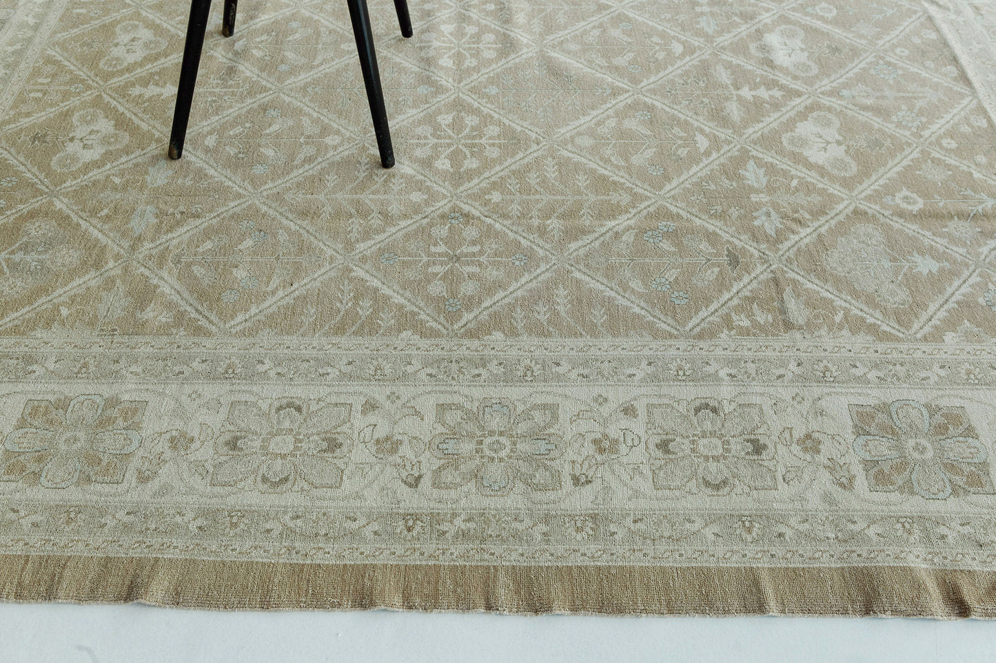 Vintage Style Mahal Panel Design Rug D5141