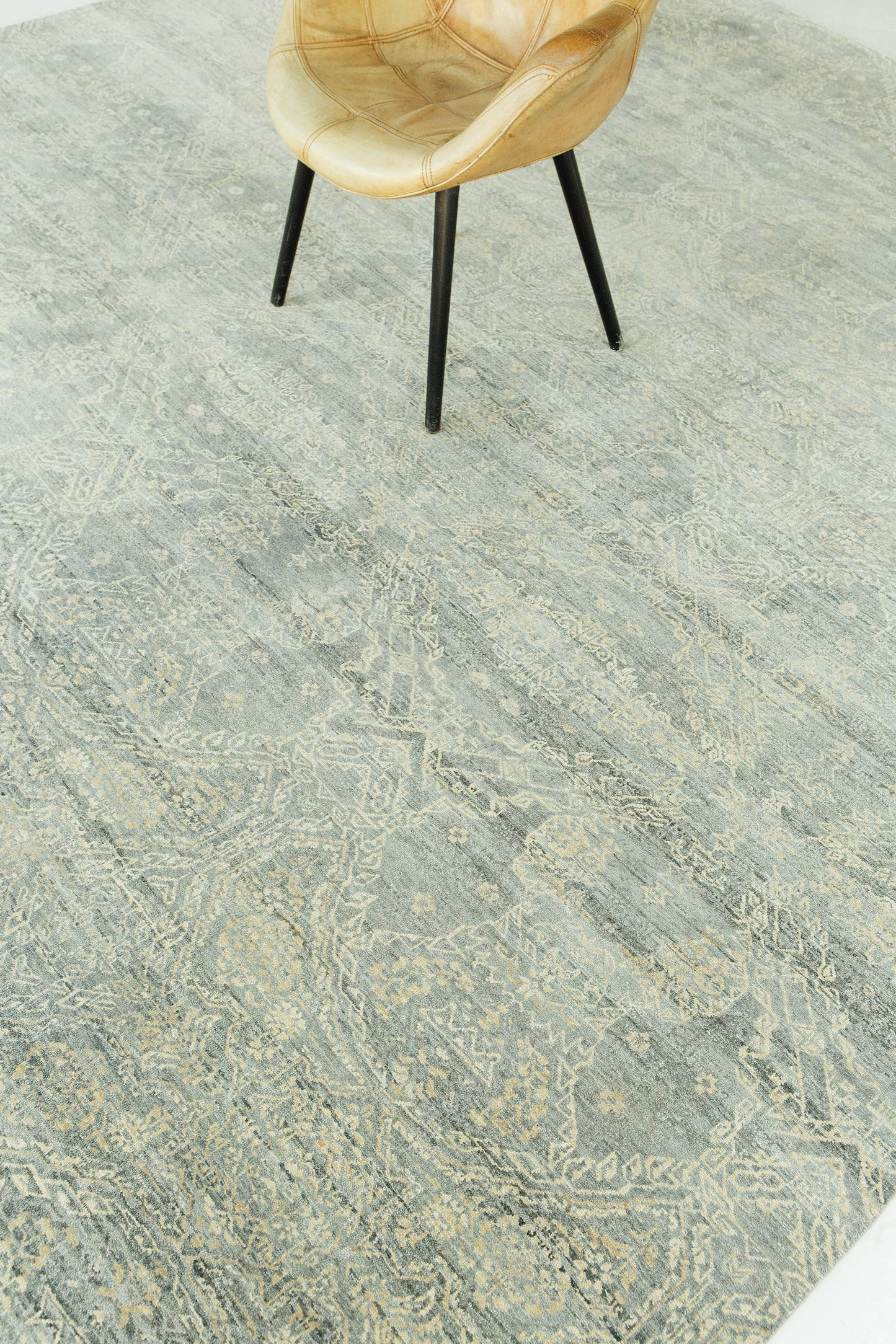 Transitional Design Rug Allure Cosima