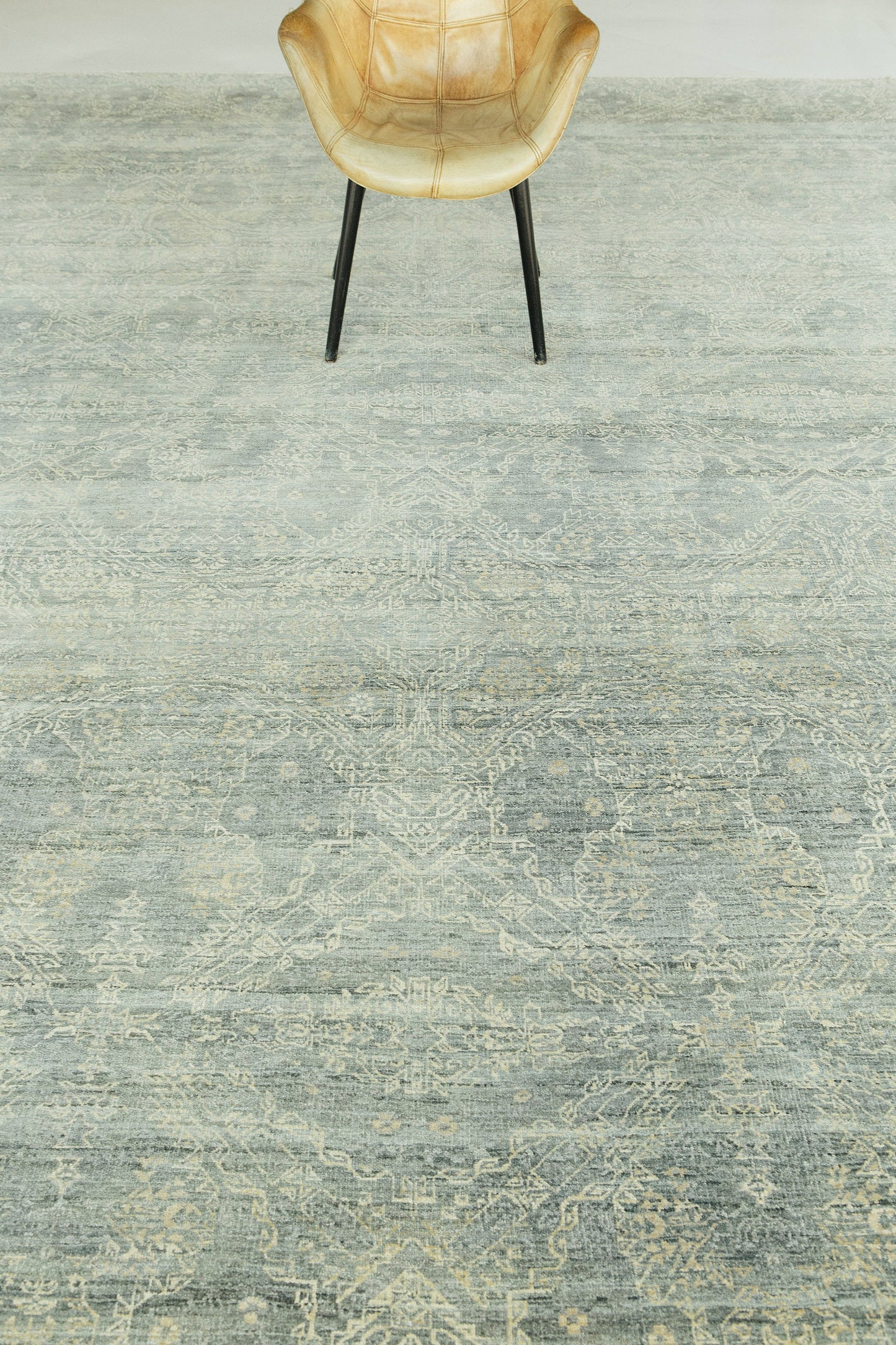 Transitional Design Rug Allure Cosima