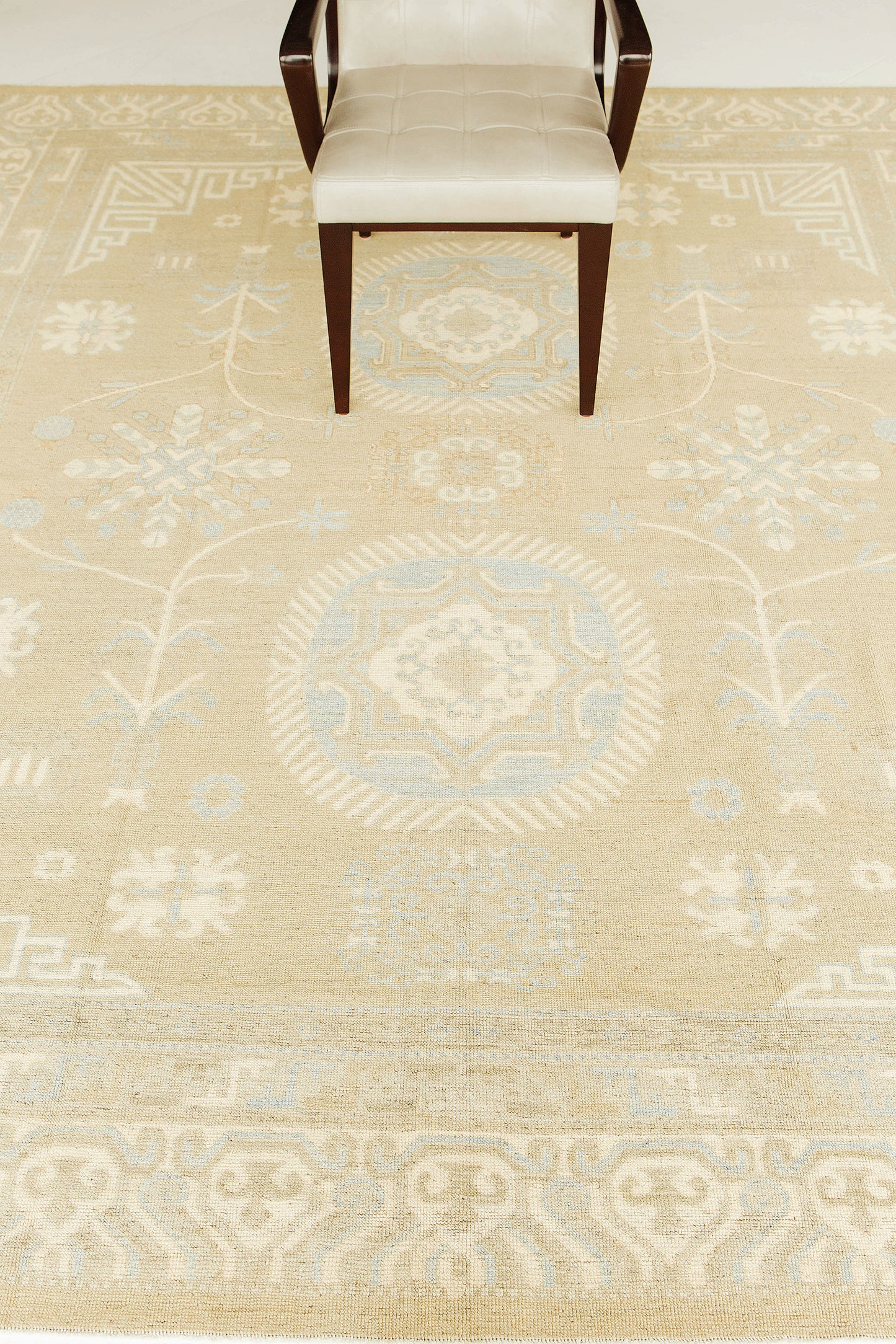 Vintage Style Khotan Design Rug D5583