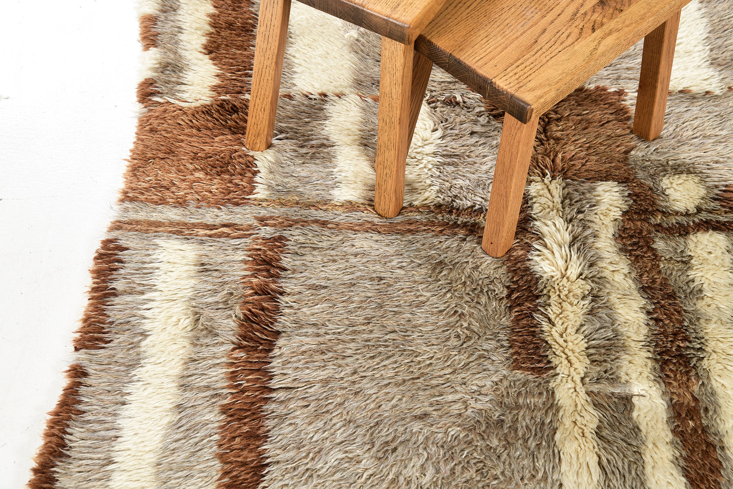 Modern Rug Image 13180 Vintage Moroccan Beni Ourain Tribe Rug