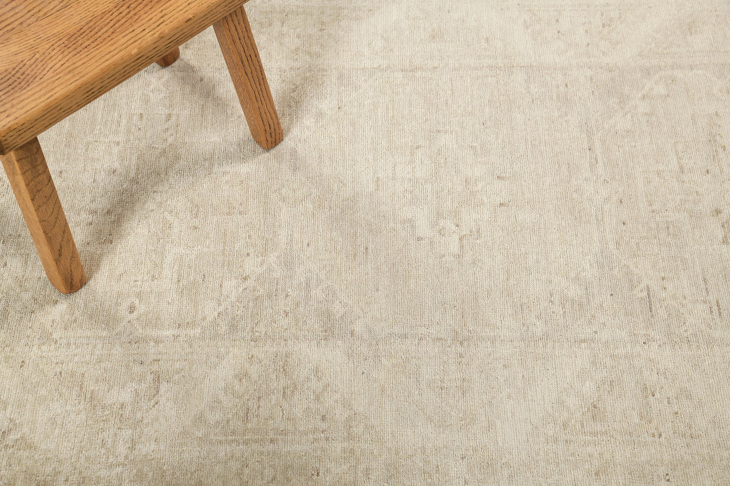 Vintage Style Rapture Collection Sultanabad Design Rug