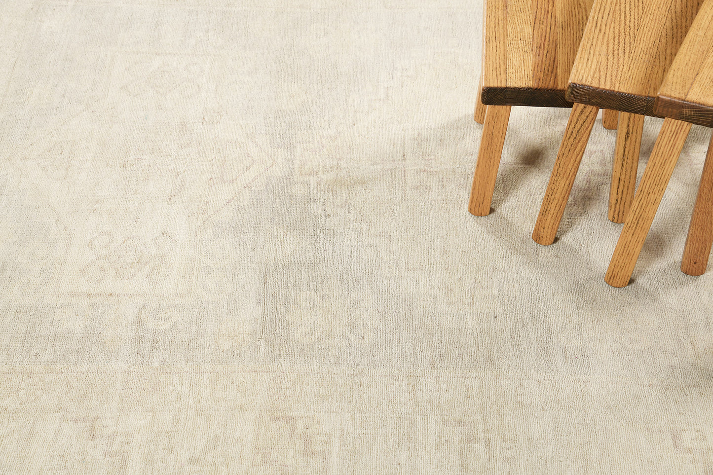 Vintage Style Rapture Collection Sultanabad Design Rug