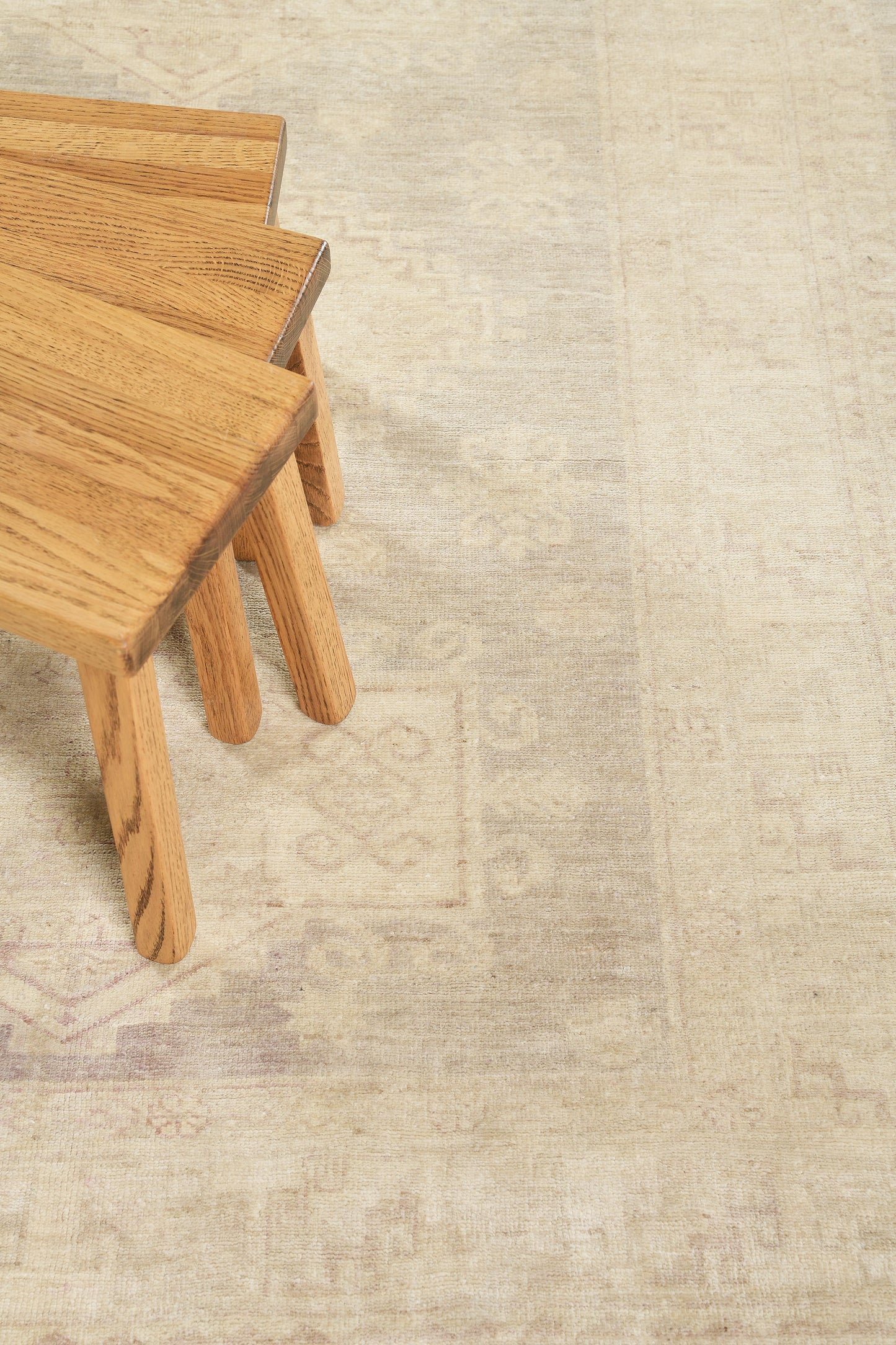 Vintage Style Rapture Collection Sultanabad Design Rug