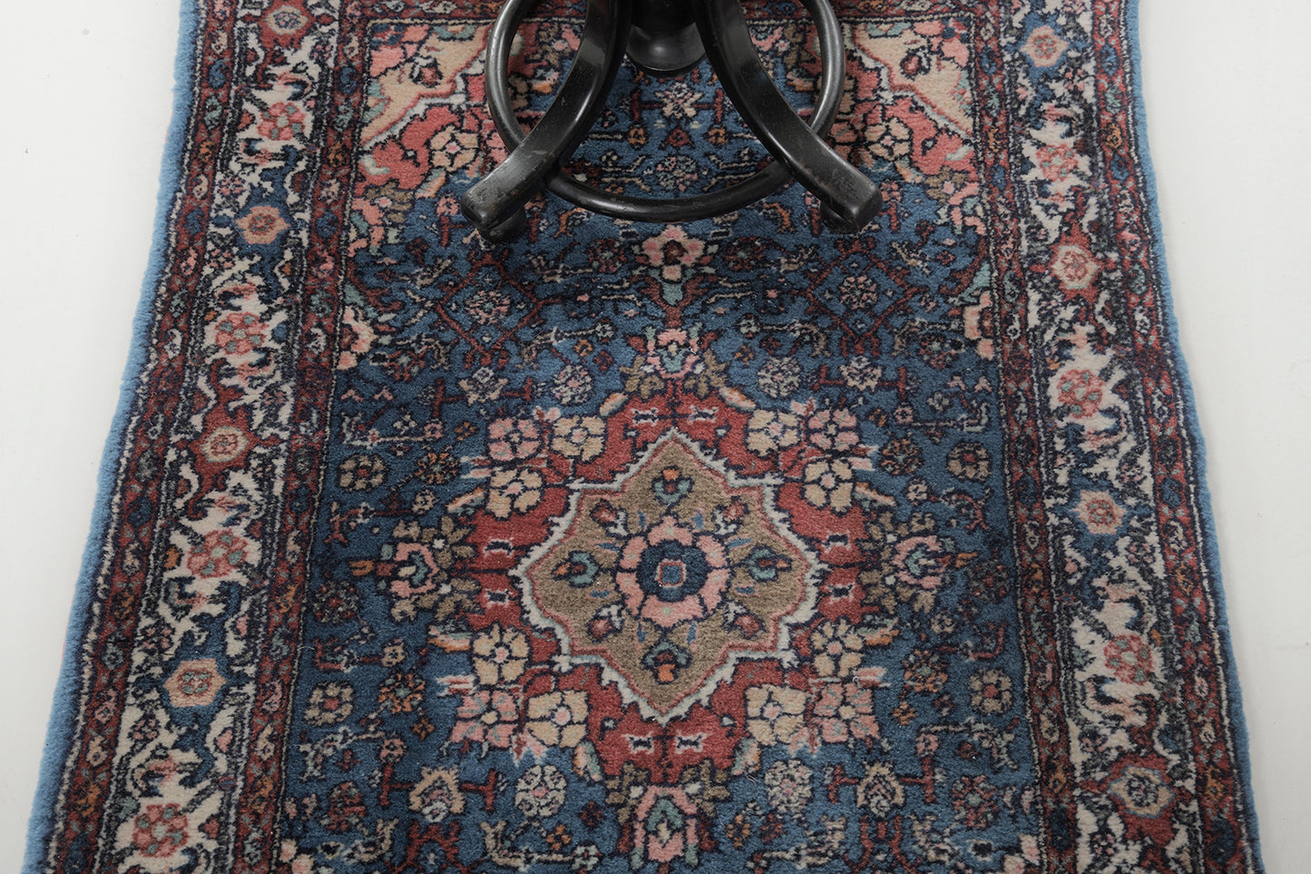 Persian Rug 3323 Vintage Persian Bidjar 25280
