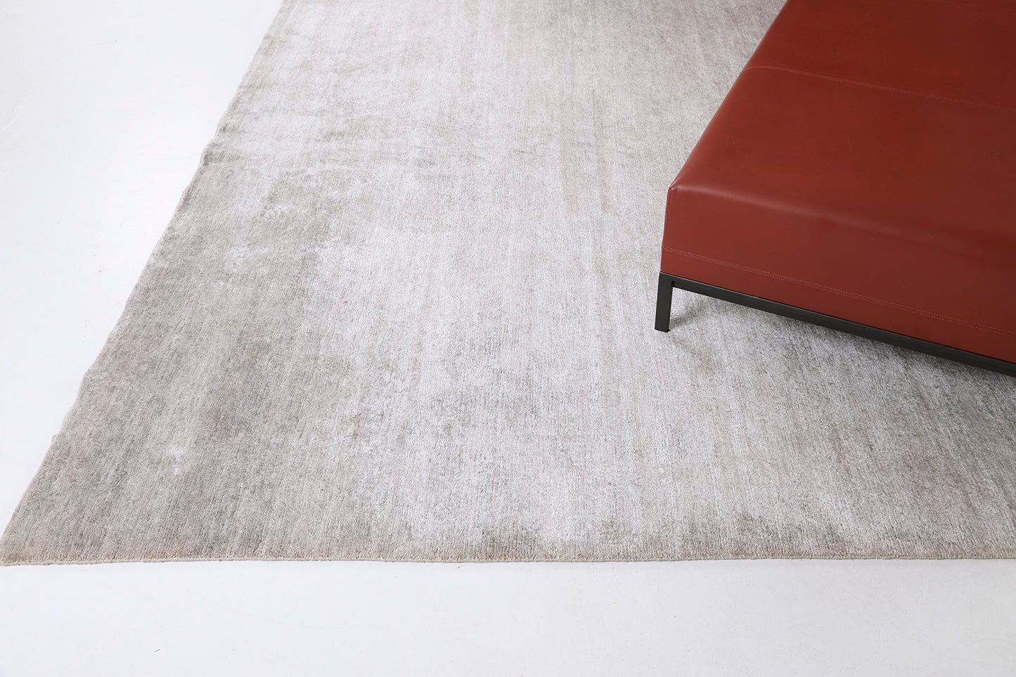 Solid Design Bamboo Silk Rug Dara