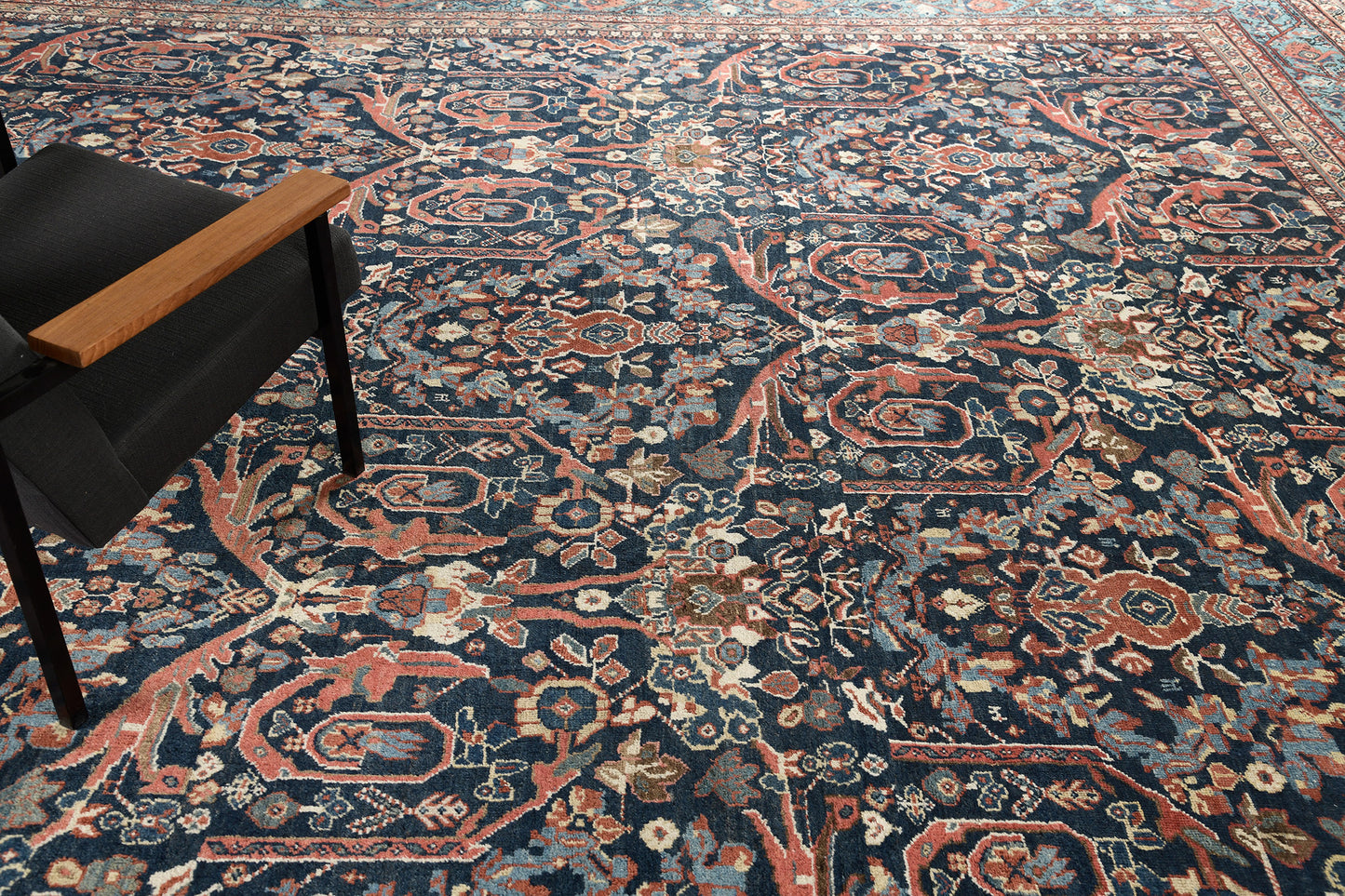 Persian Rug 2511 Antique Persian Zigler Mahal Rug 26049