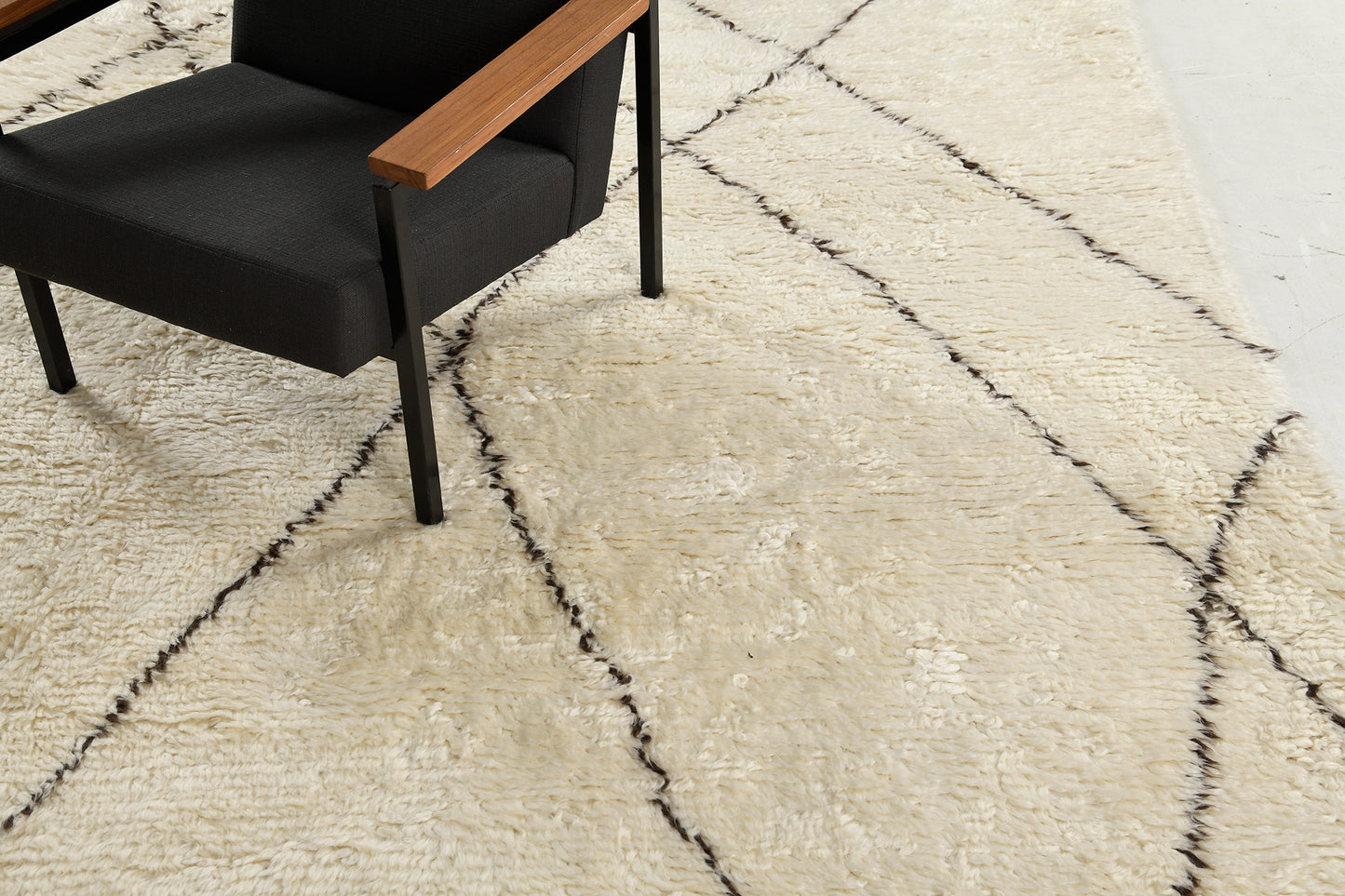 Modern Rug Image 8769 Natural Dye Moroccan Style Denali Collection