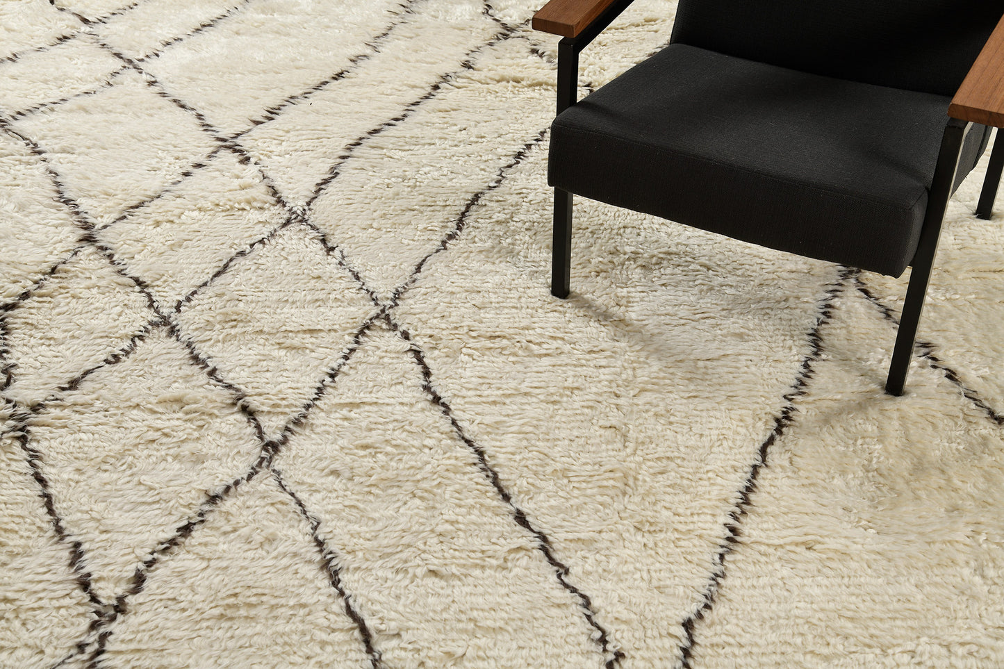 Modern Rug Image 8768 Natural Dye Moroccan Style Denali Collection
