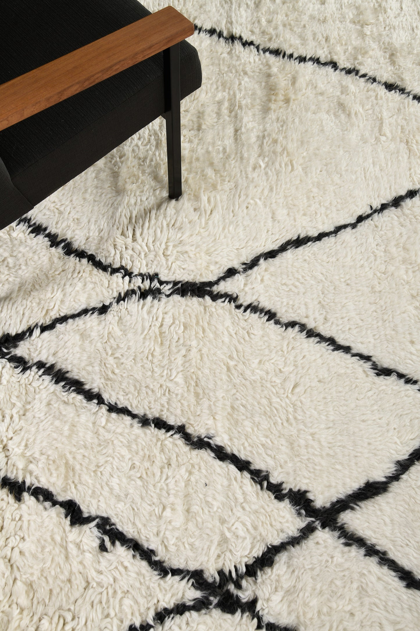 Modern Rug Image 8761 Natural Dye Moroccan Style Denali Collection