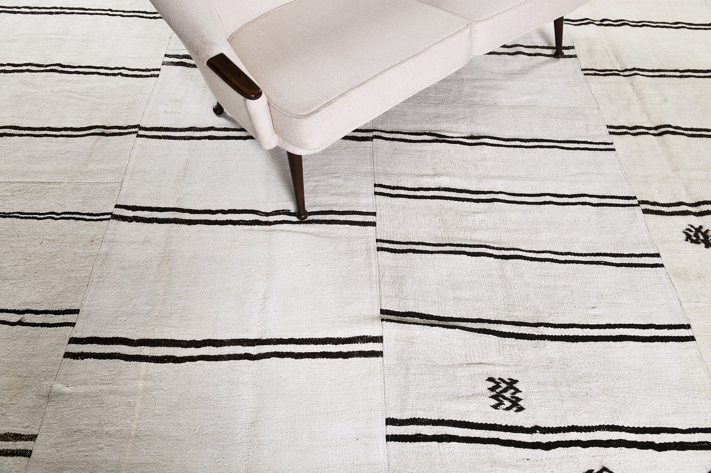 Vintage Turkish Duz Kilim