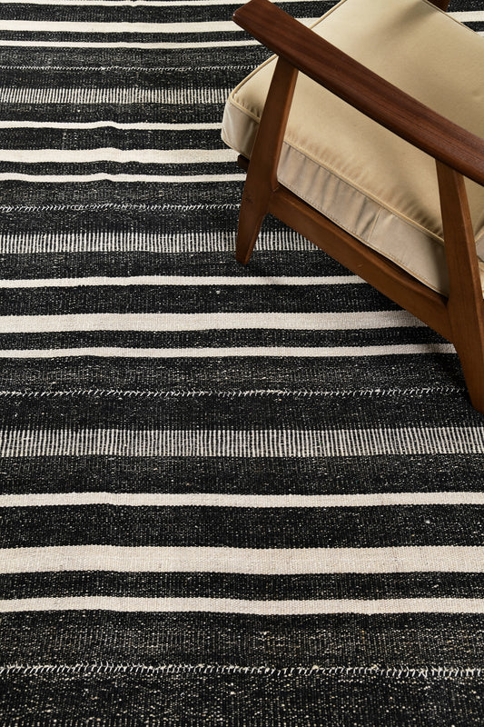 Persian Rug 2953 Persian Flat Weave Jejim Kilim Square Rug 26968