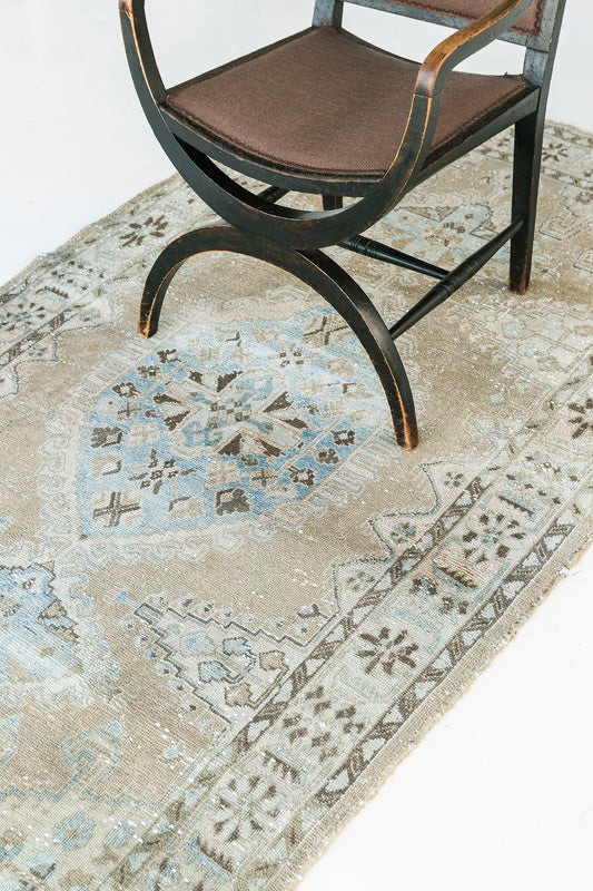 Persian Rug 2441 Antique Persian Weiss 27011