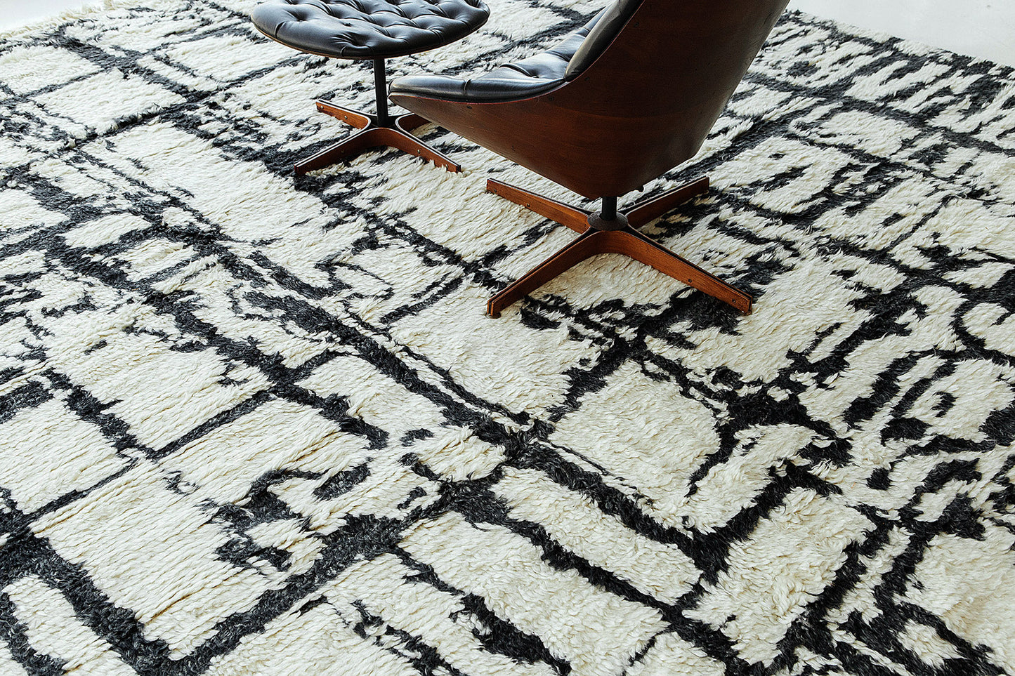 Modern Rug Image 8780 Natural Dye Moroccan Style Denali Collection MB03