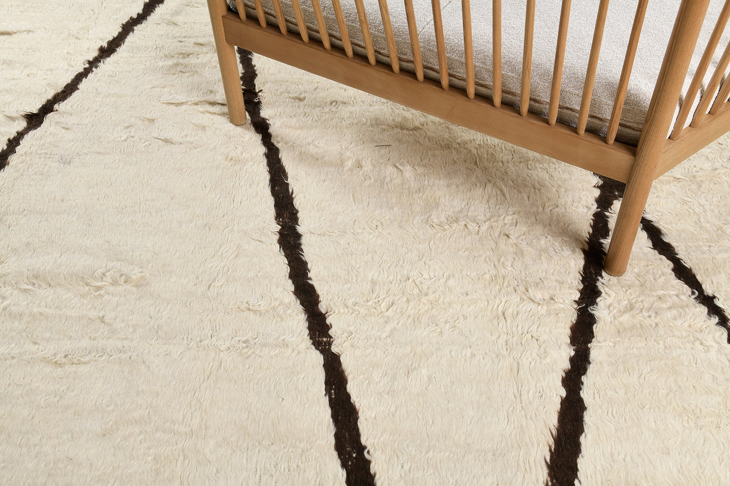 Modern Rug Image 2224 Caju, Atlas Collection