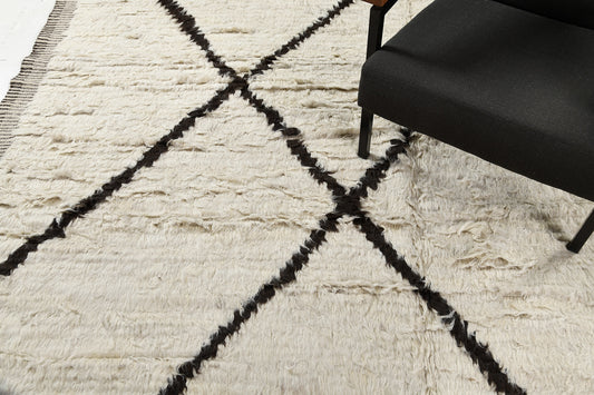 Modern Rug Image 2205 Caju, Atlas Collection