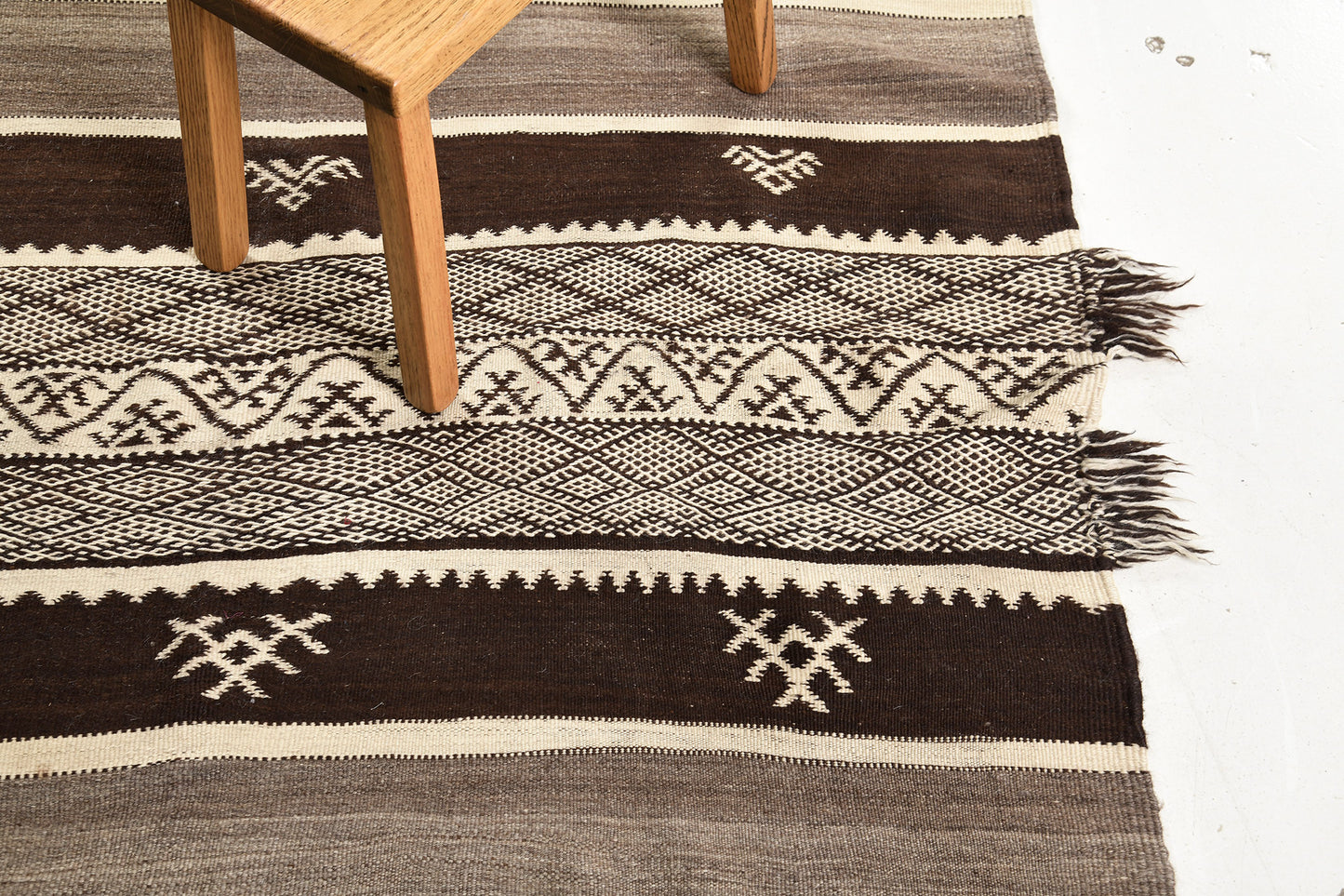 Modern Rug Image 13346 Vintage Moroccan High Atlas Berber Tribe Kilim