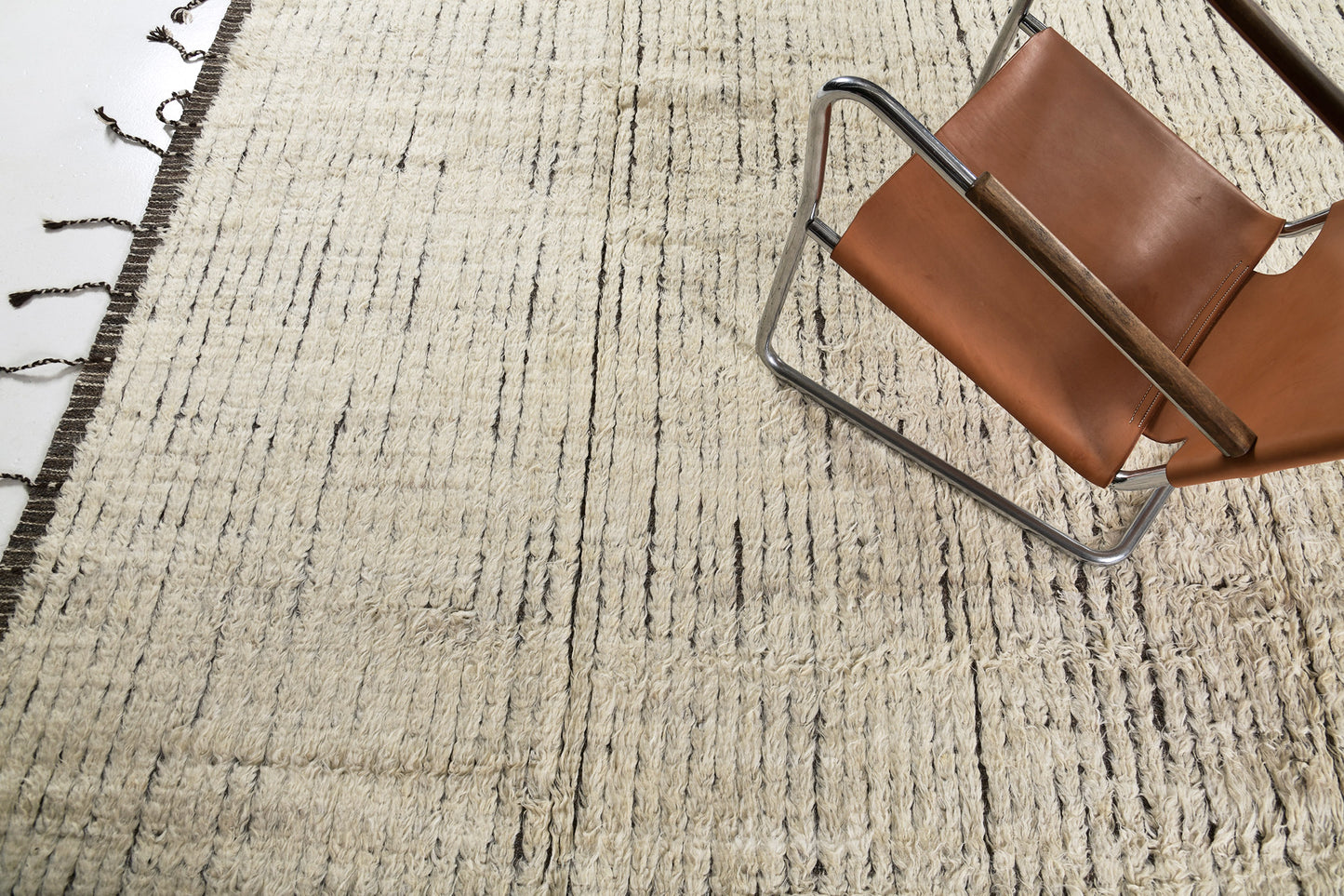 Modern Rug Image 4295 Fohn, Haute Bohemian