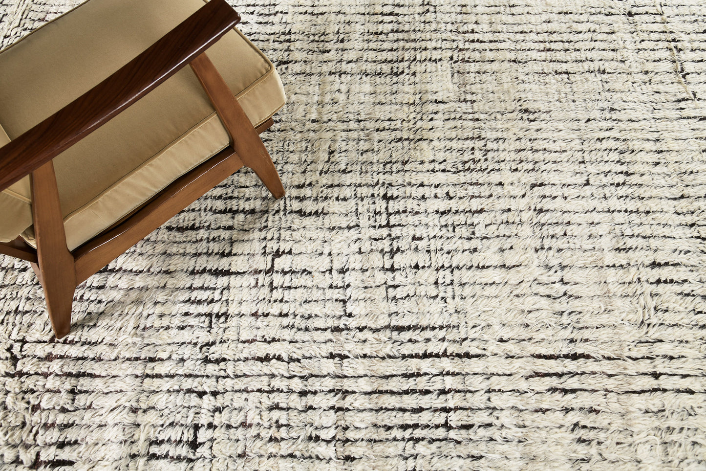 Modern Rug Image 4276 Fohn, Haute Bohemian