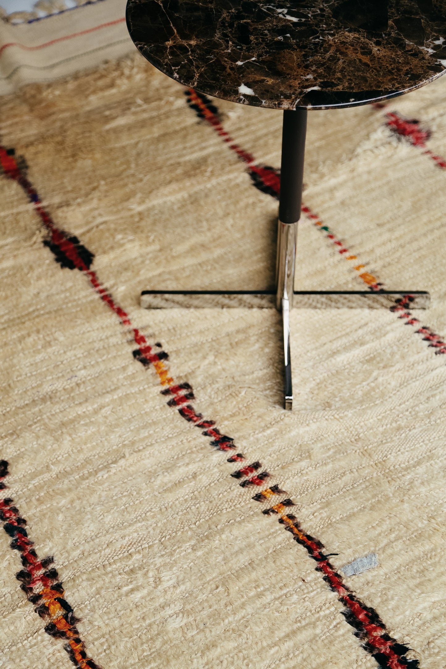 Modern Rug Image 12405 Vintage Moroccan Azilal Tribe Berber Rug