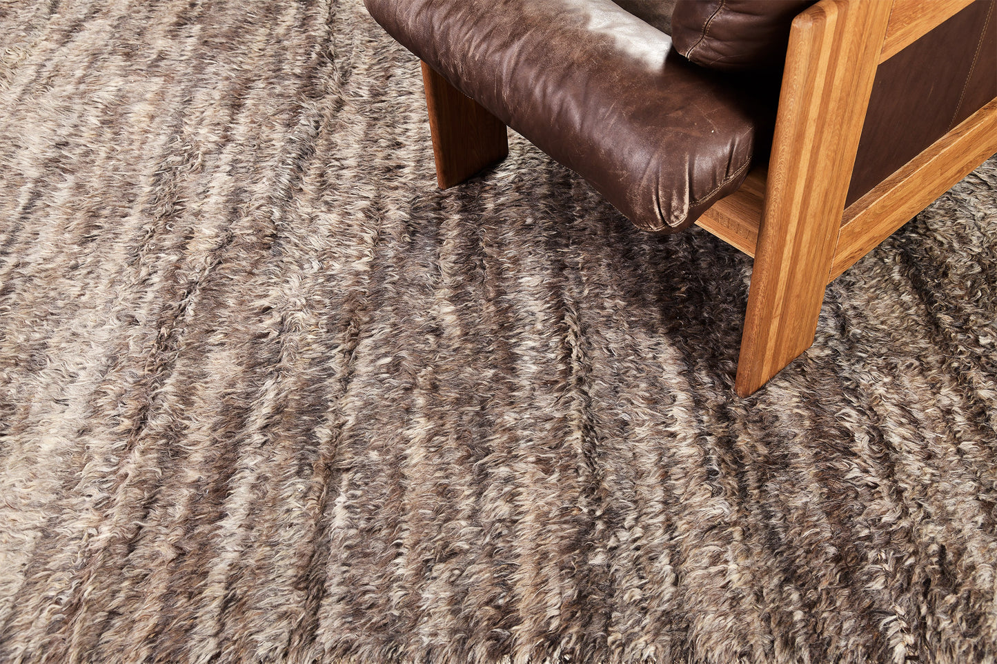 Modern Rug Image 4850 Gregale, Haute Bohemian