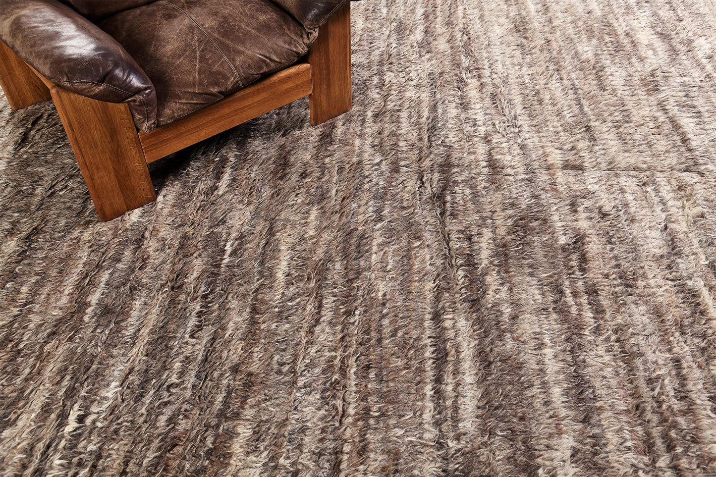 Modern Rug Image 4852 Gregale, Haute Bohemian