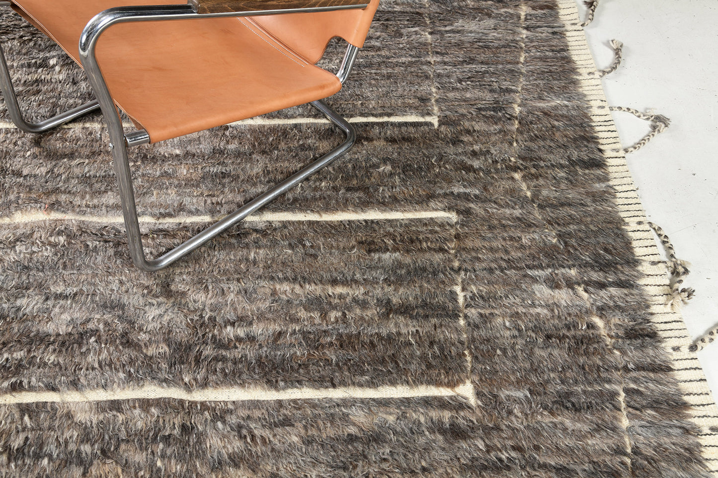 Modern Rug Image 2567 Cierzo, Haute Bohemian