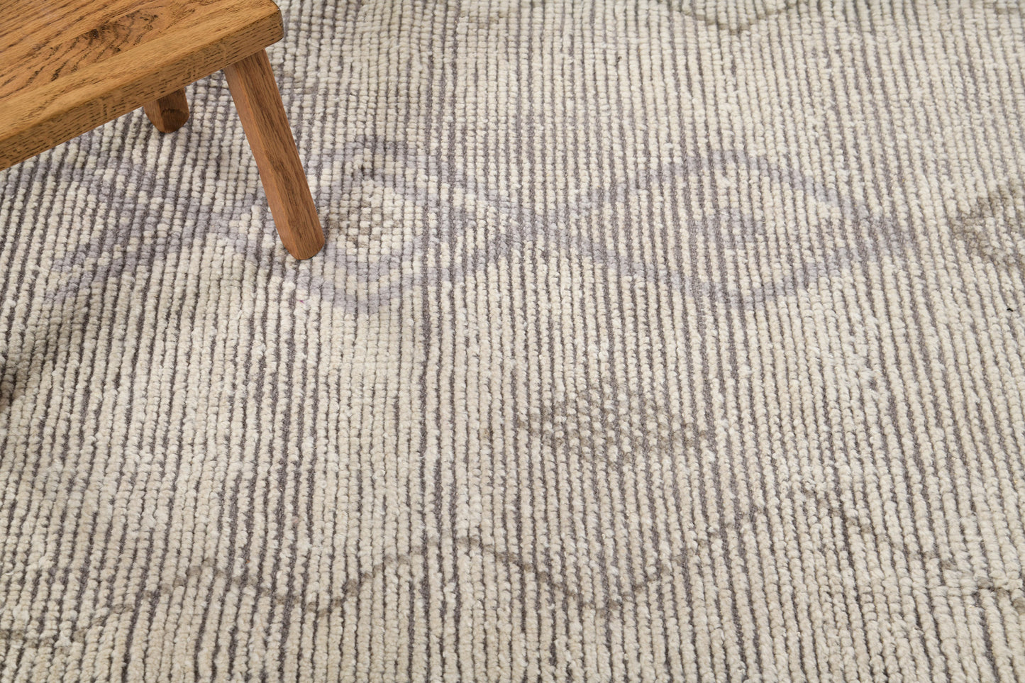 Modern Rug Image 14177 Zonda, Atlas Collection