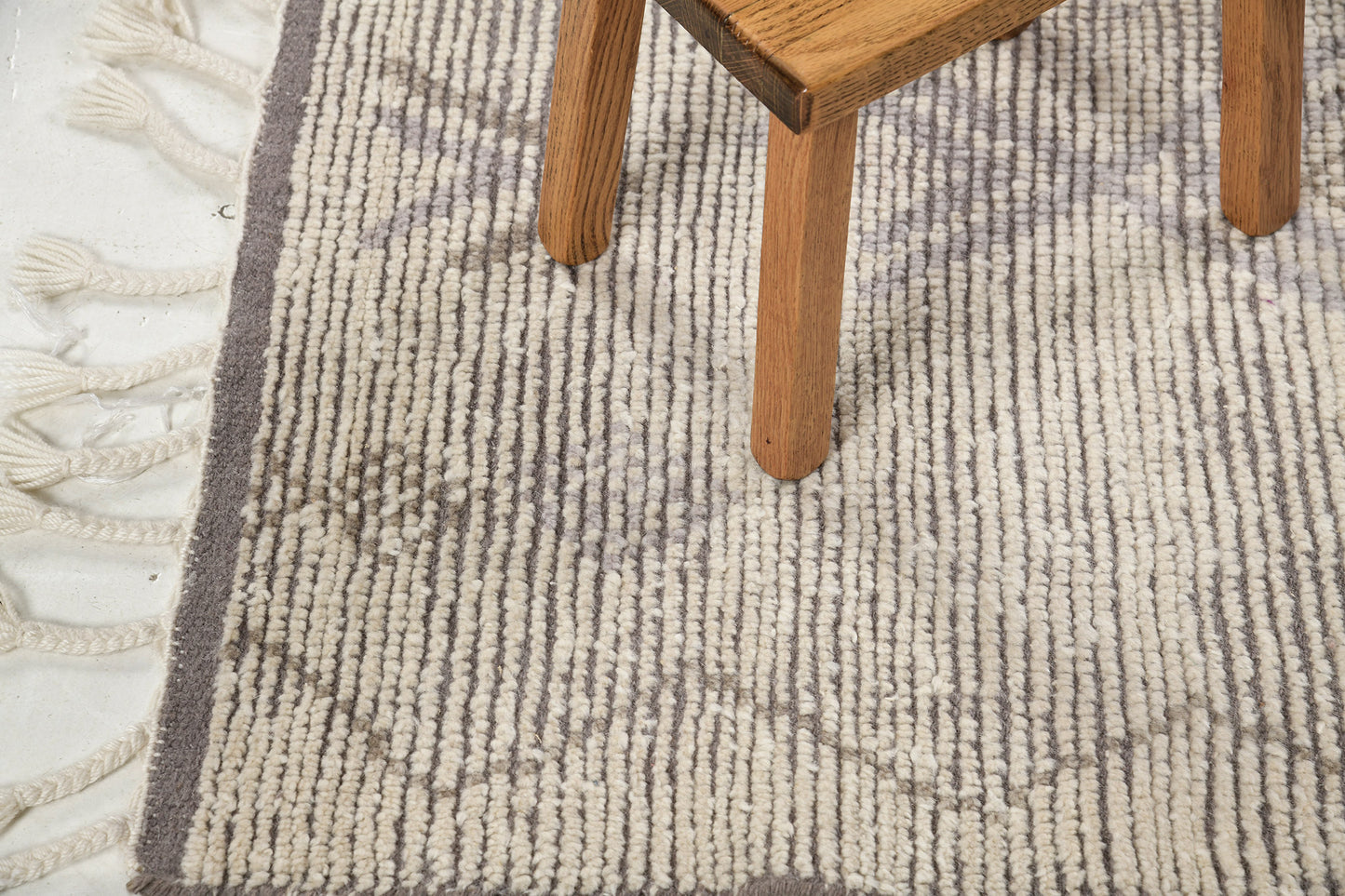Modern Rug Image 14176 Zonda, Atlas Collection