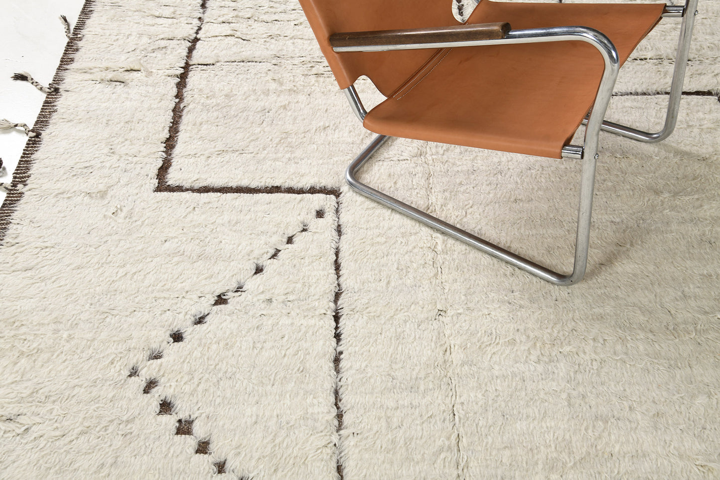 Modern Rug Image 10010 Sharqi, Haute Bohemian