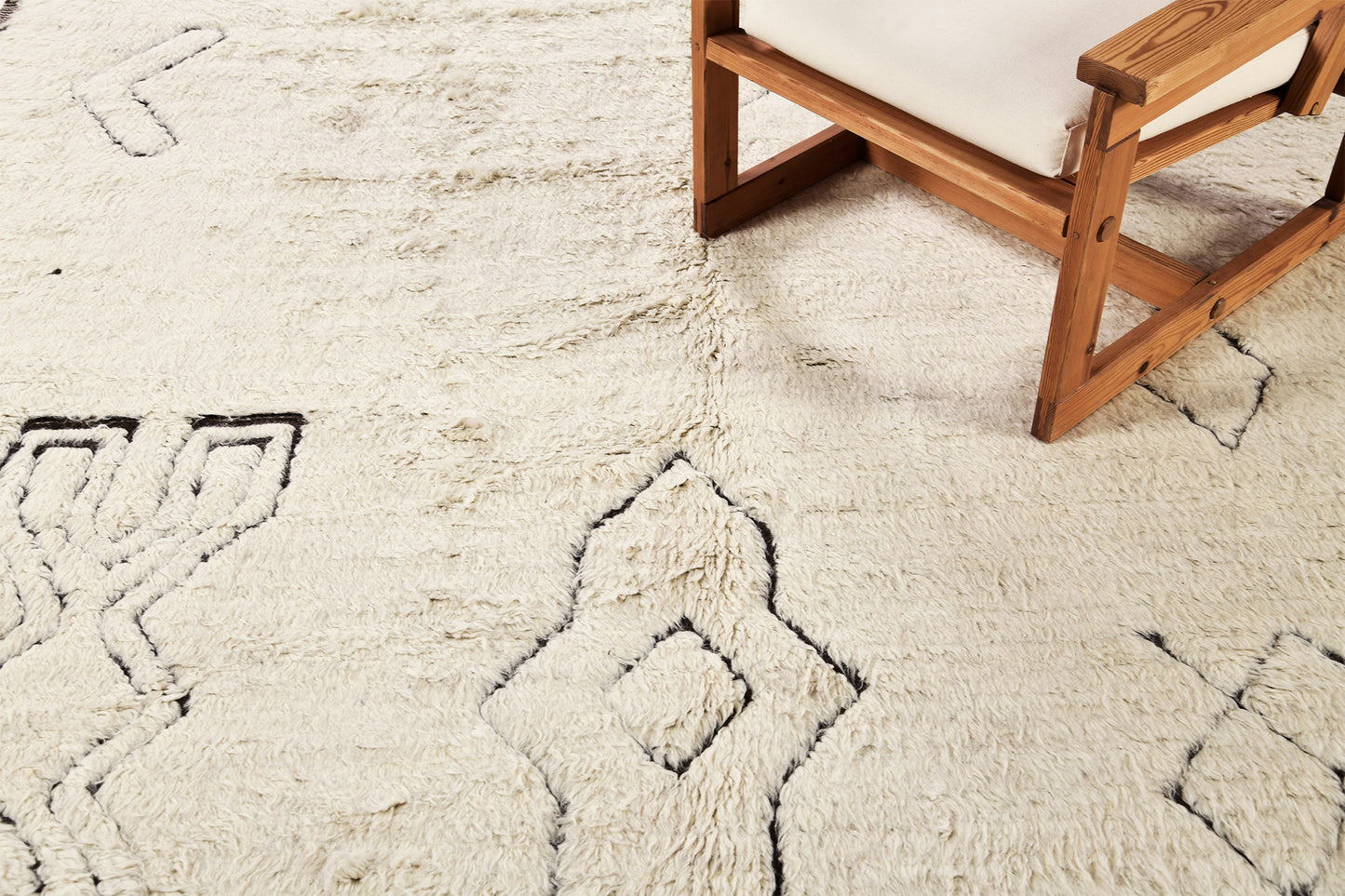 Modern Rug Image 2178 Brubu, Haute Bohemian
