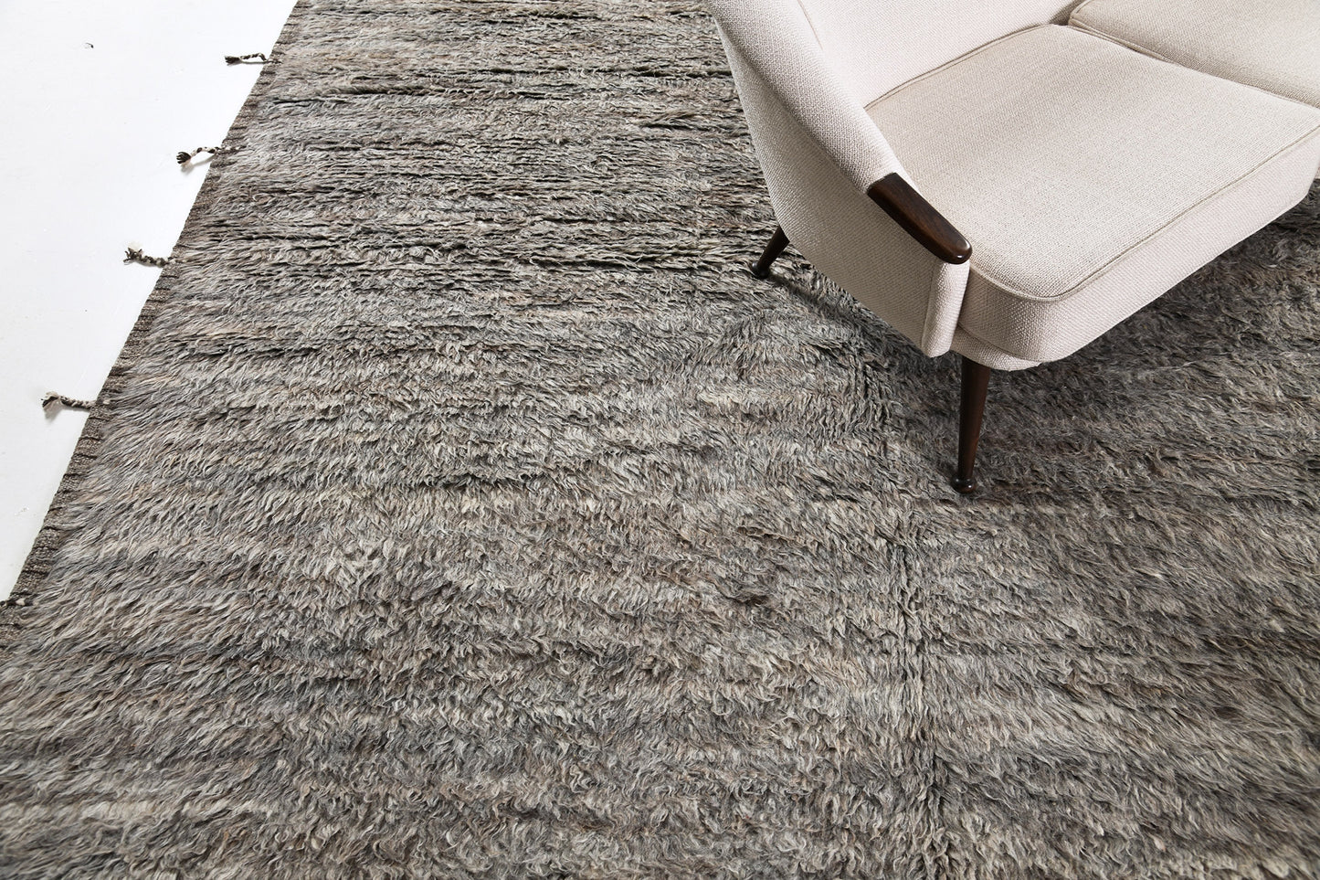 Modern Rug Image 4818 Gregale, Haute Bohemian