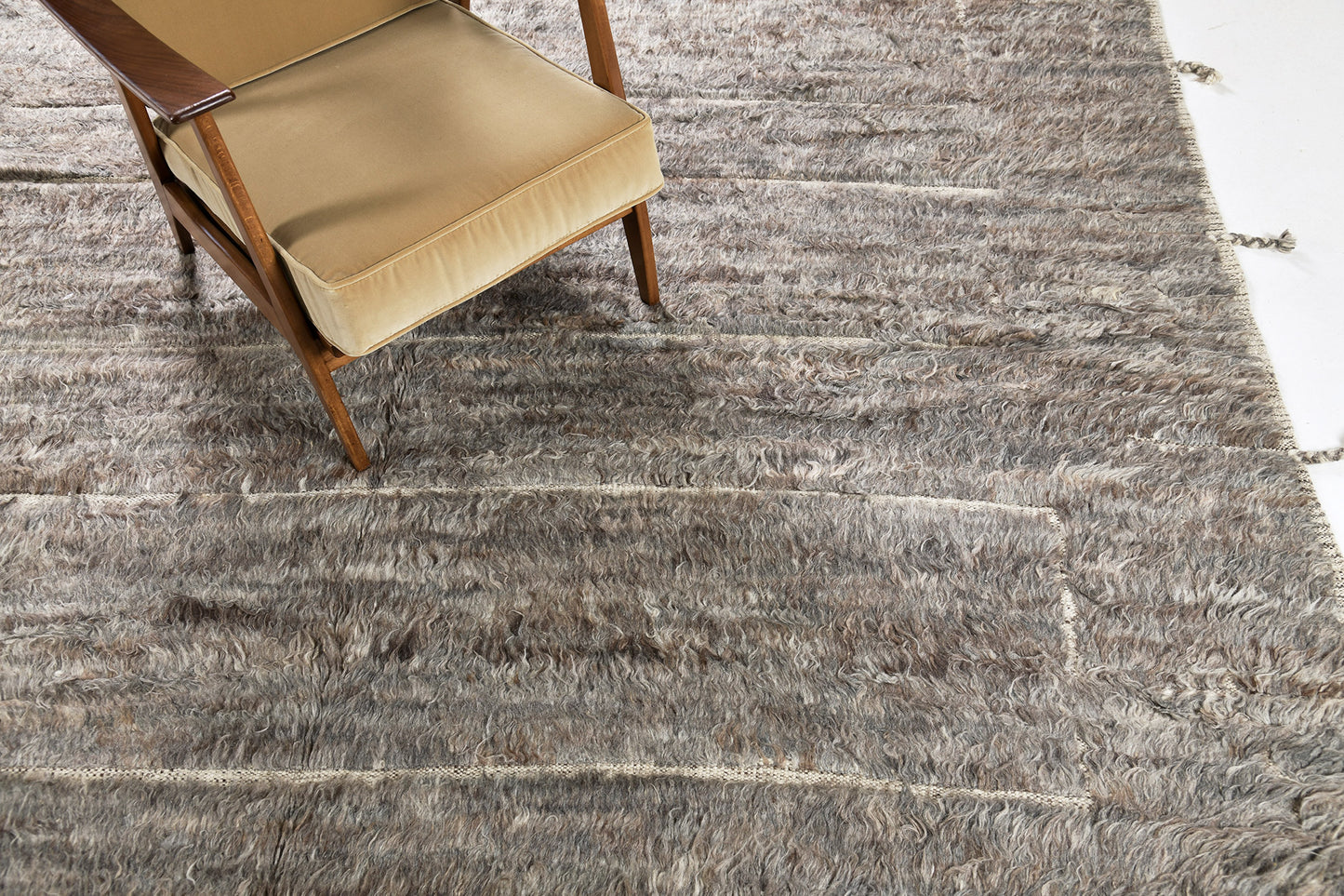 Modern Rug Image 2554 Cierzo, Haute Bohemian