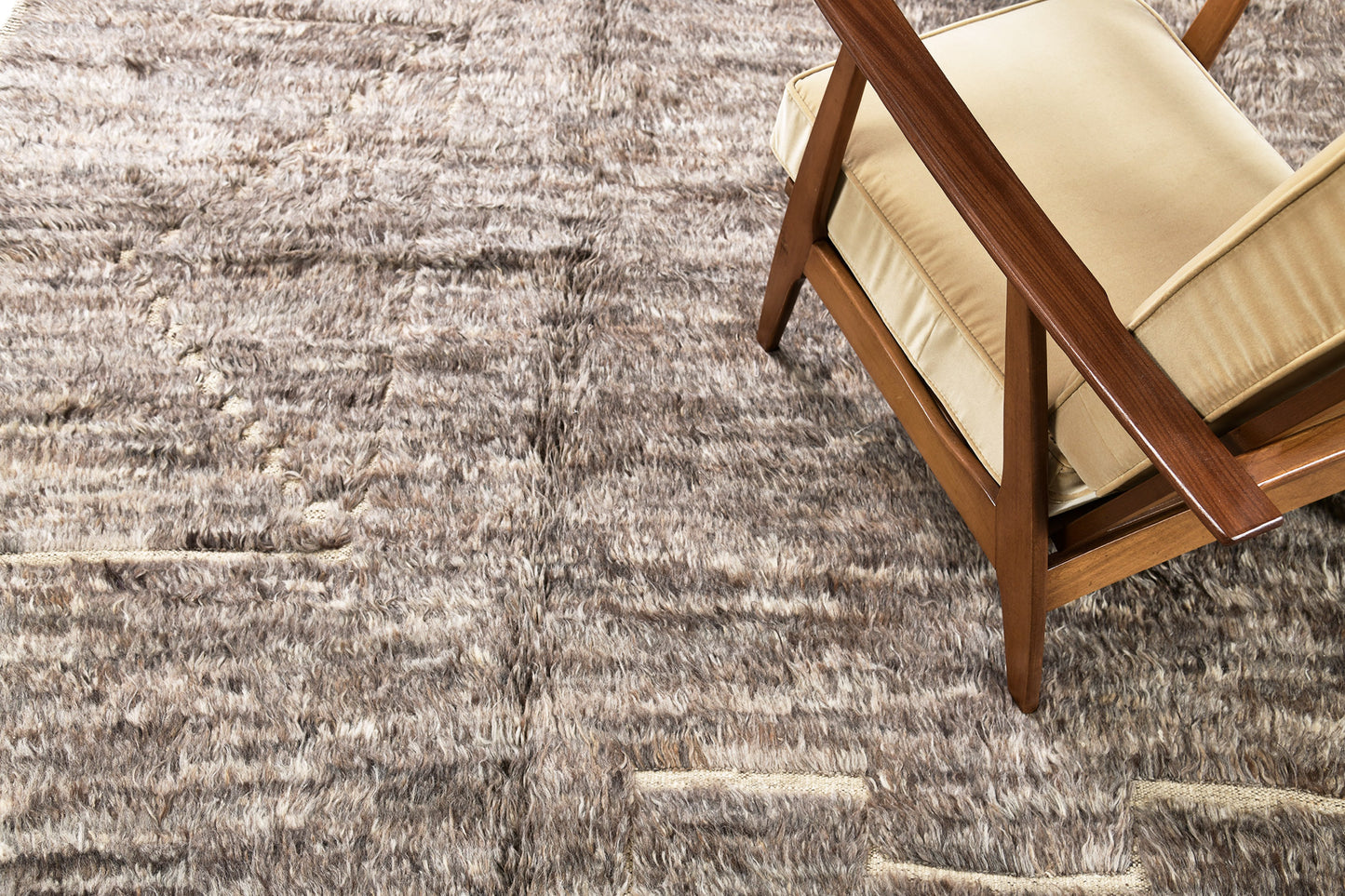 Modern Rug Image 9989 Sharqi, Haute Bohemian