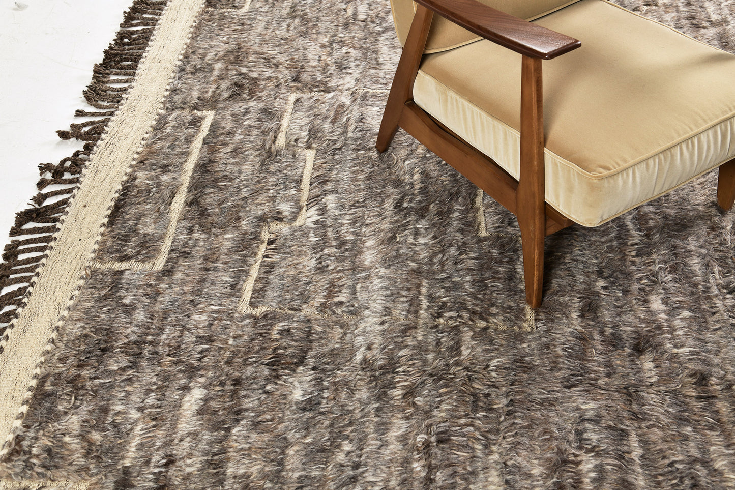 Modern Rug Image 9990 Sharqi, Haute Bohemian