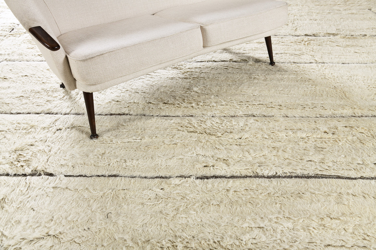 Modern Rug Image 2543 Cierzo, Haute Bohemian