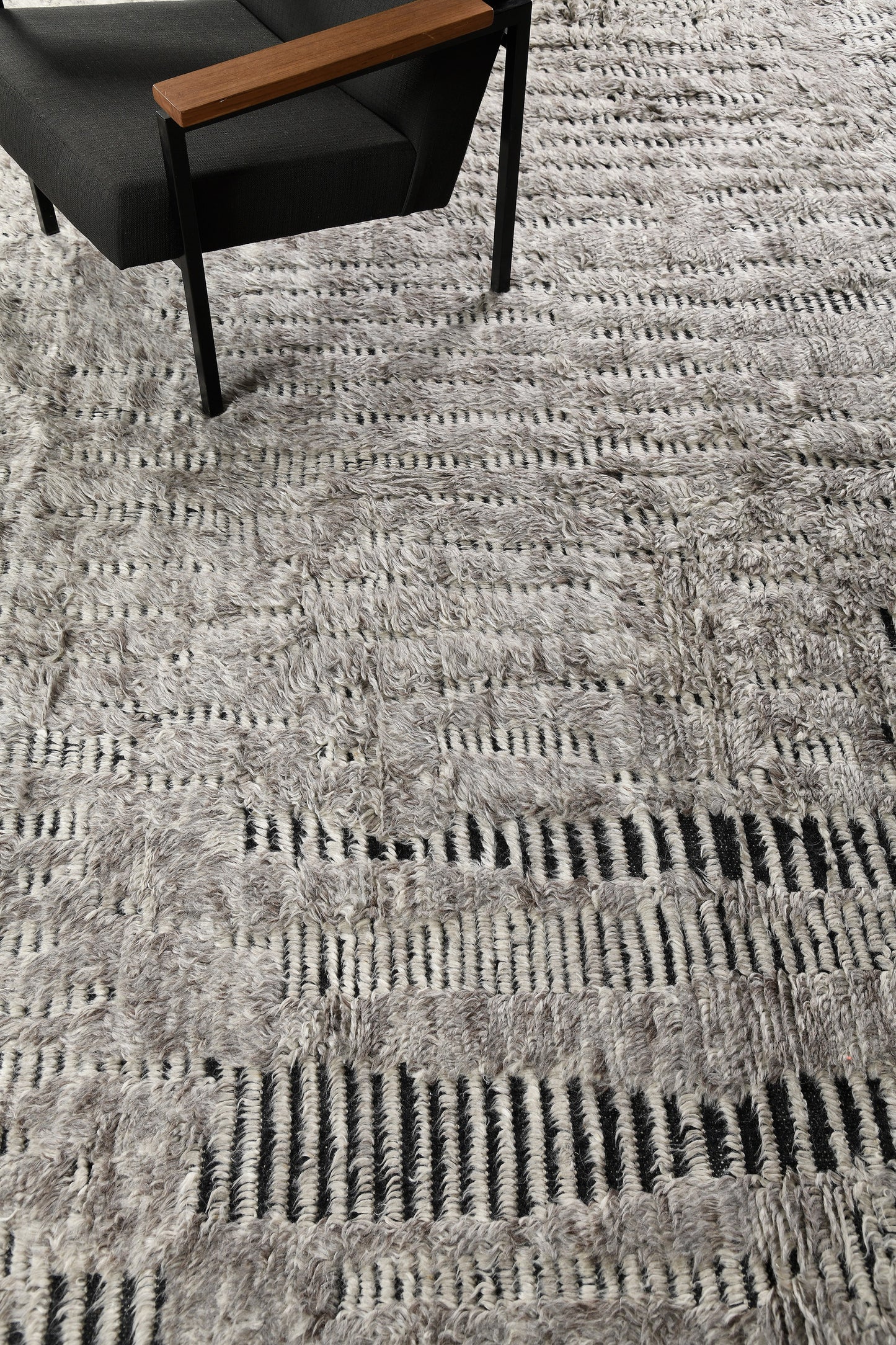 Modern Rug Image 2193 Buran, Haute Bohemian
