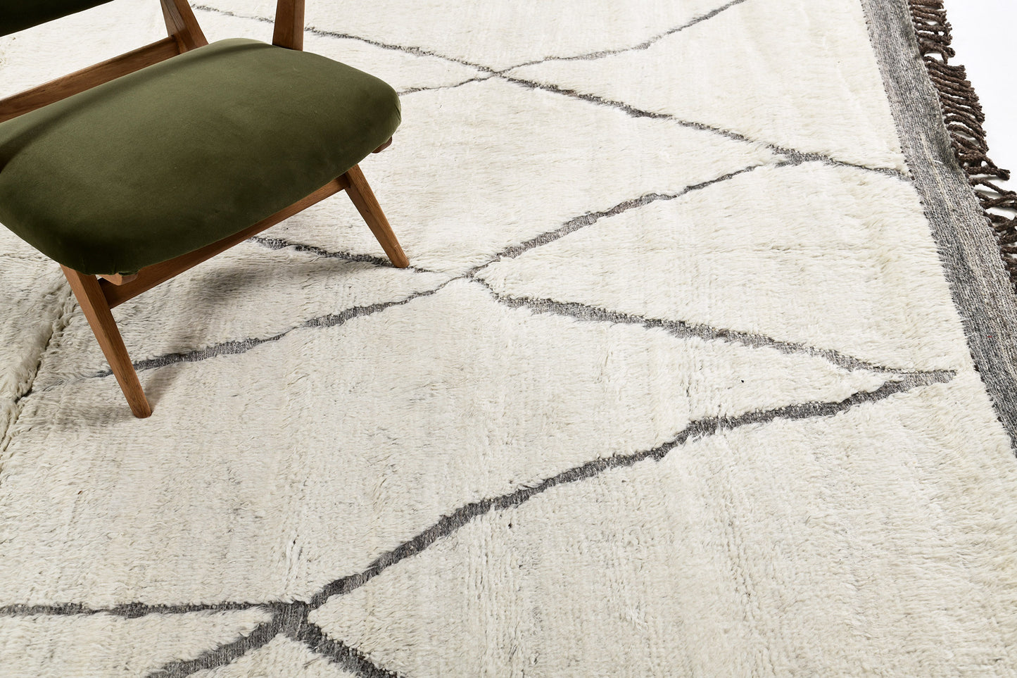 Modern Rug Image 1960 Bise, Atlas Collection