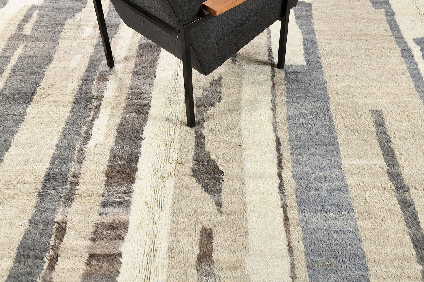 Modern Rug Image 11299 Talassemtane, Atlas Collection