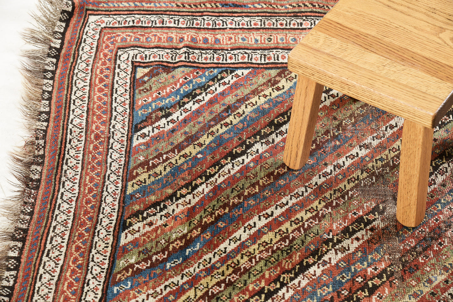 Persian Rug 568 Antique Persian Ghashgaie Rug 28778