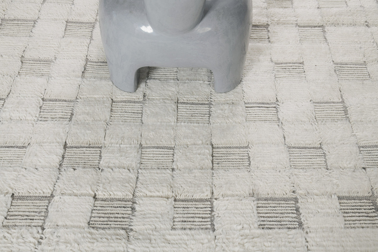 Modern Rug Image 5104 Heron, Sandpiper Collection