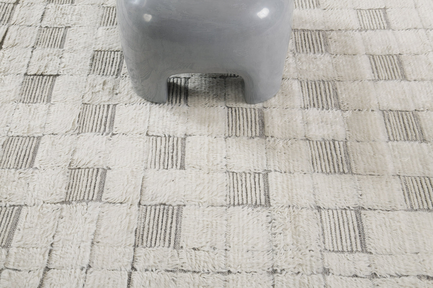 Modern Rug Image 5103 Heron, Sandpiper Collection