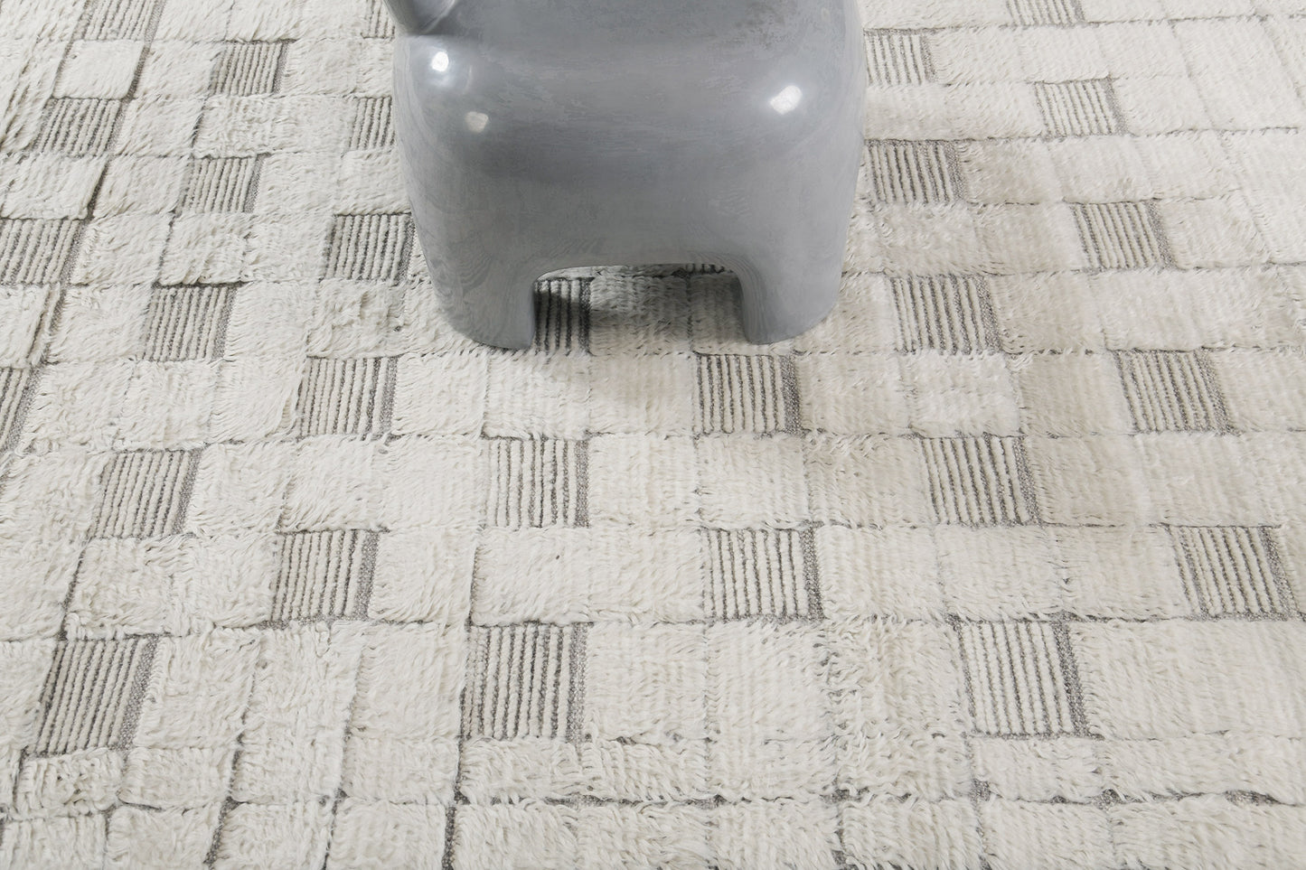 Modern Rug Image 5108 Heron, Sandpiper Collection