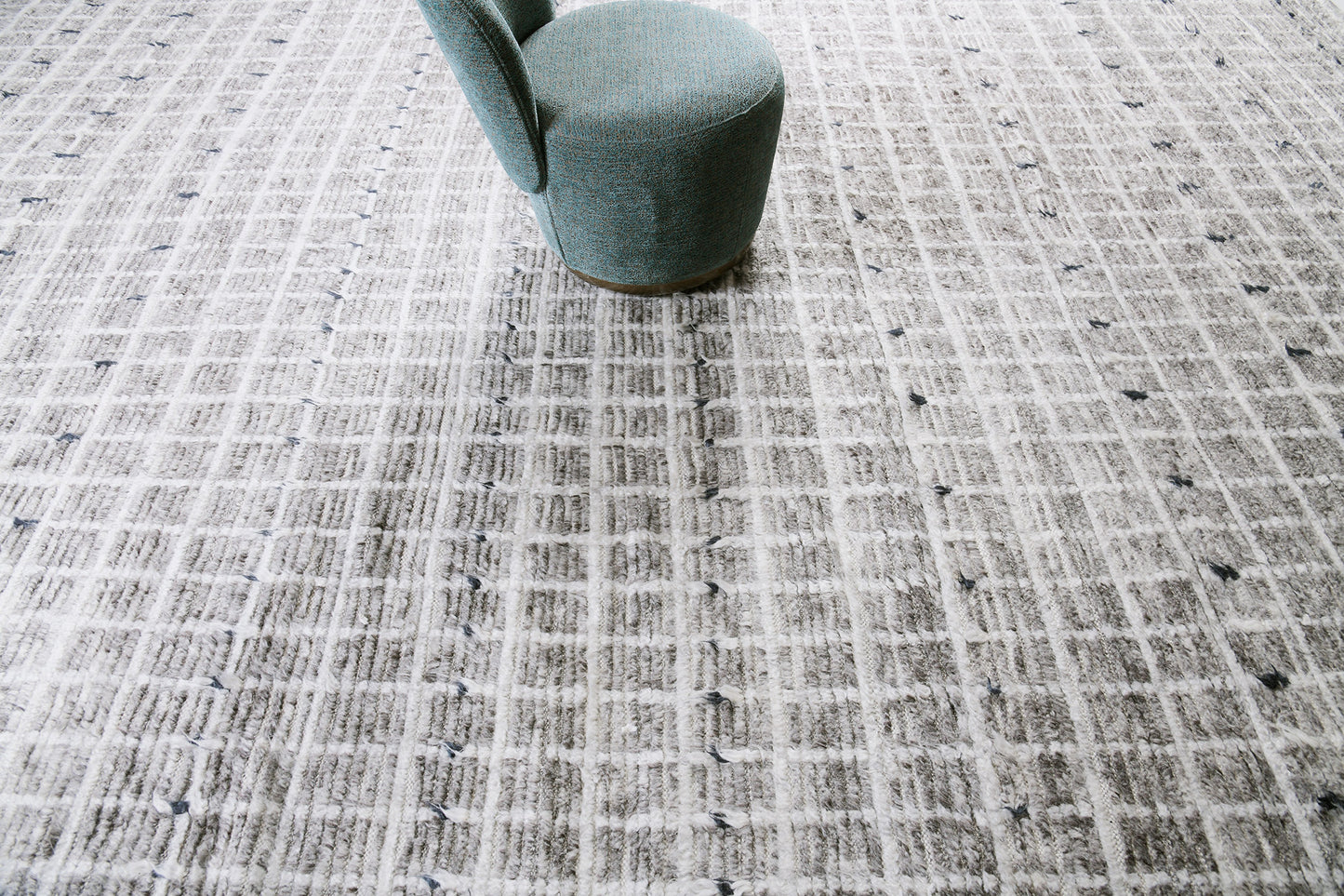 Modern Rug Image 779 Amihan, Sahara Collection 29708