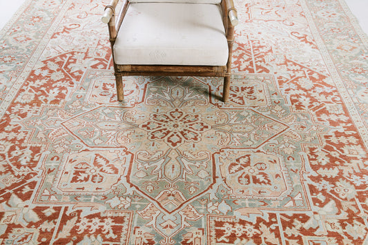 Persian Rug 610 Antique Persian Heriz 29735