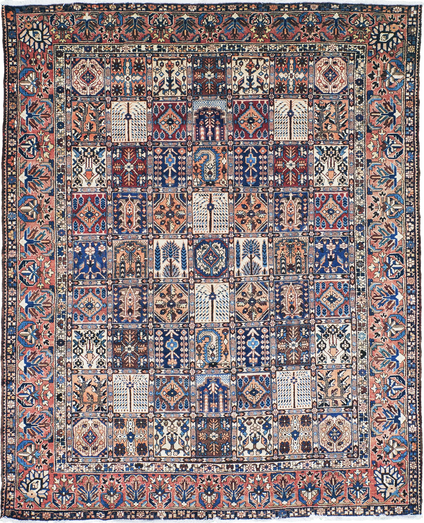 Vintage Persian Bakhtiari Rug 29761
