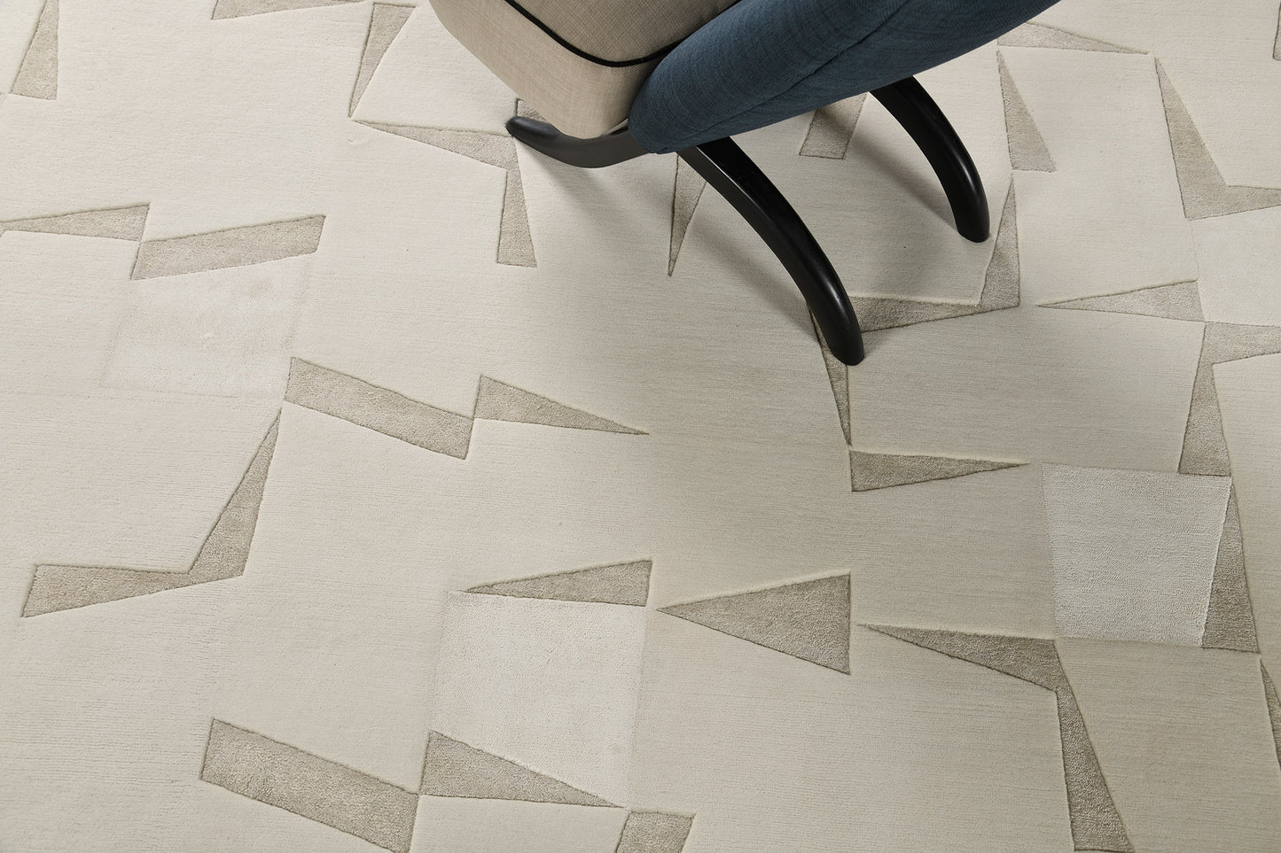 Modern Rug Image 4515 Fugue, Design Rhymes