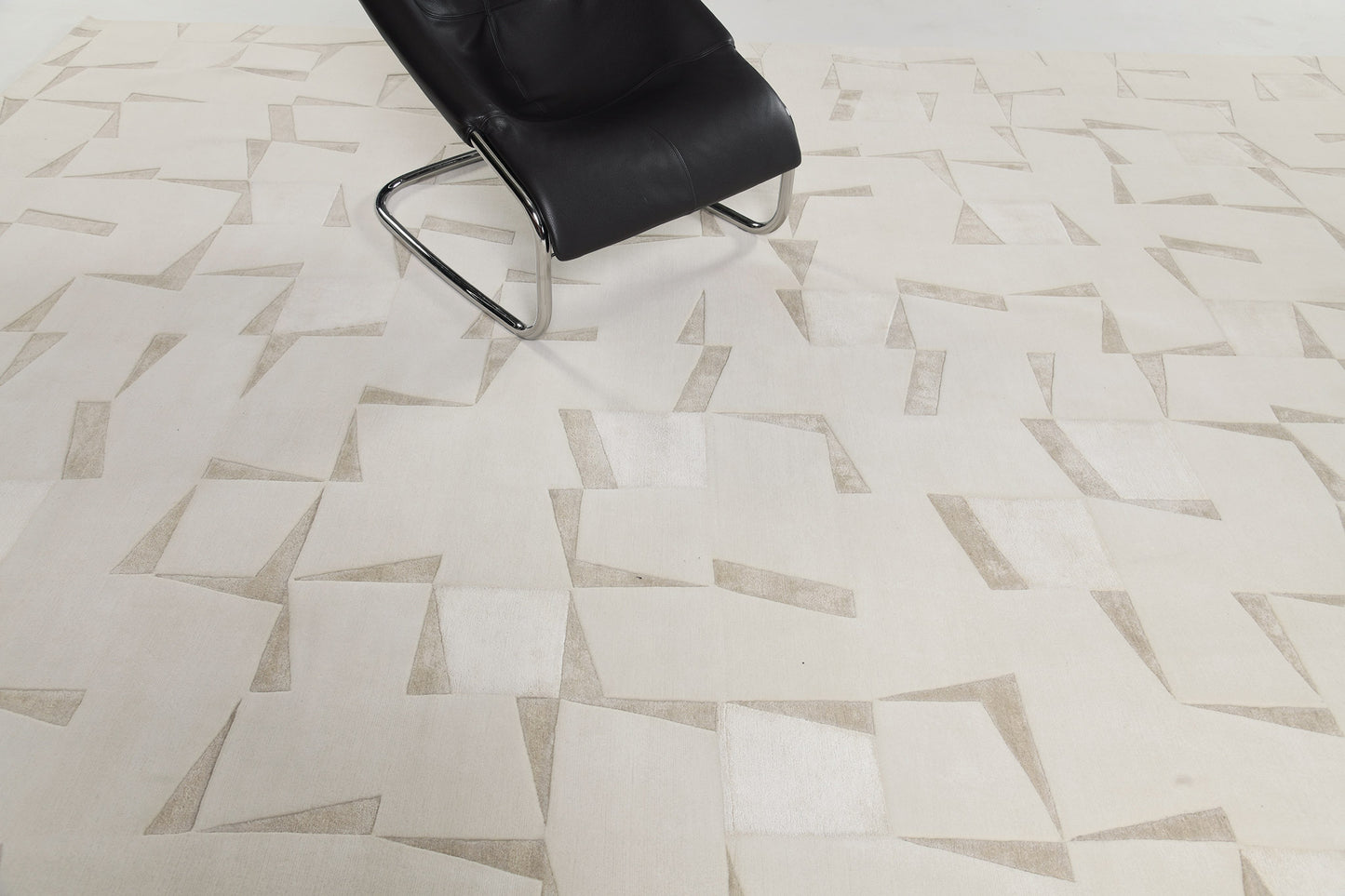 Modern Rug Image 4514 Fugue, Design Rhymes