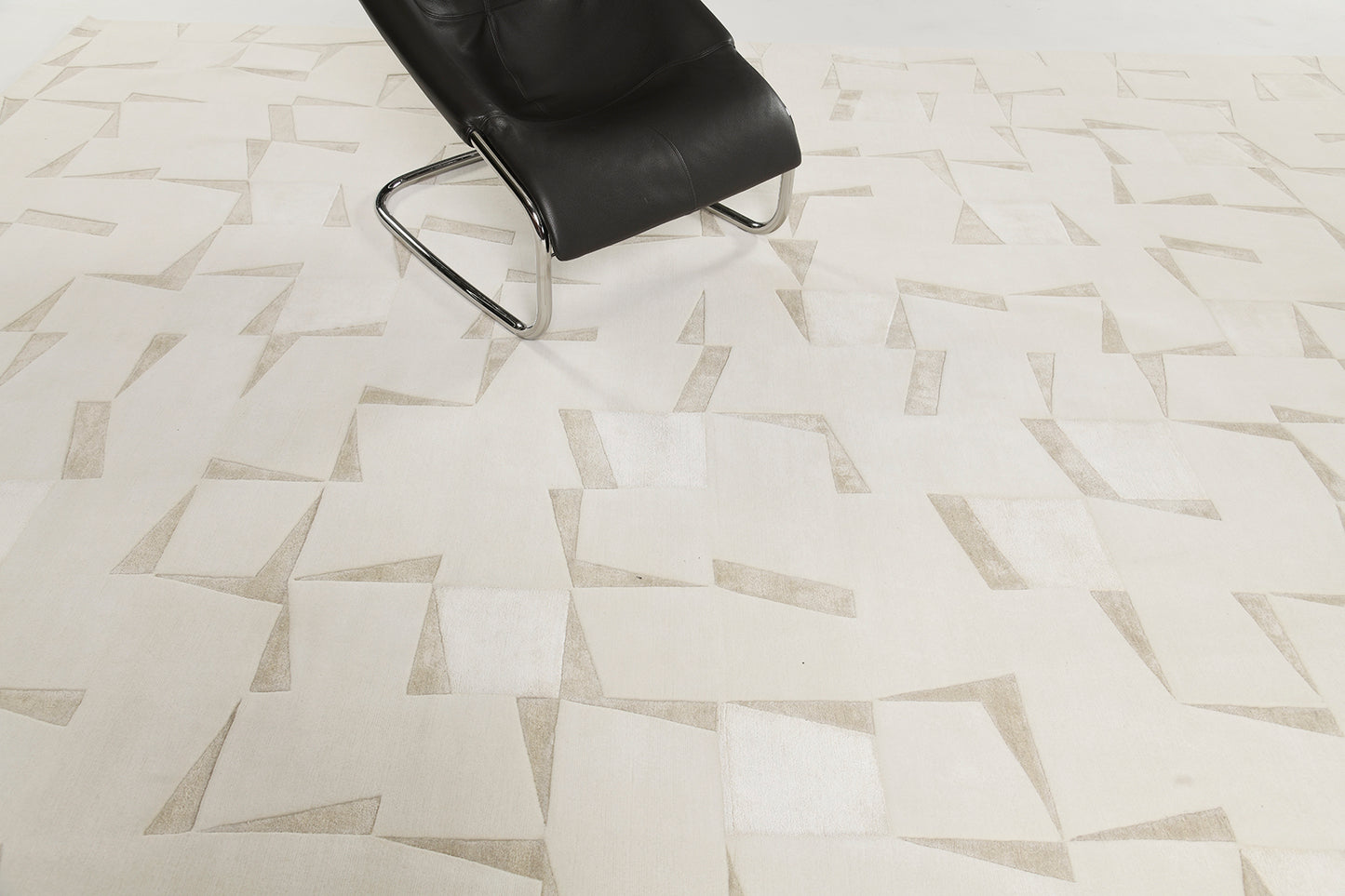 Modern Rug Image 4516 Fugue, Design Rhymes